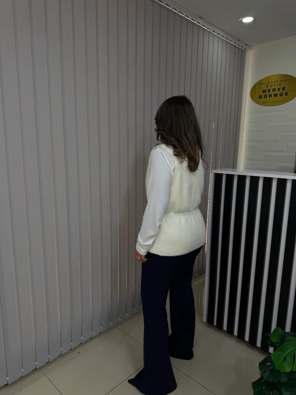 Angora Düğmeli Belden Büzgülü Yelek