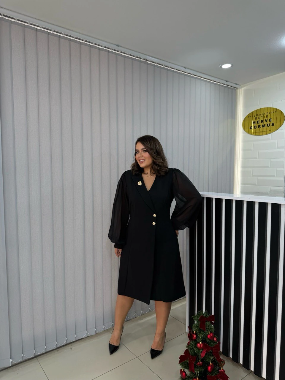Broş Ceket Yaka Detaylı Elbise