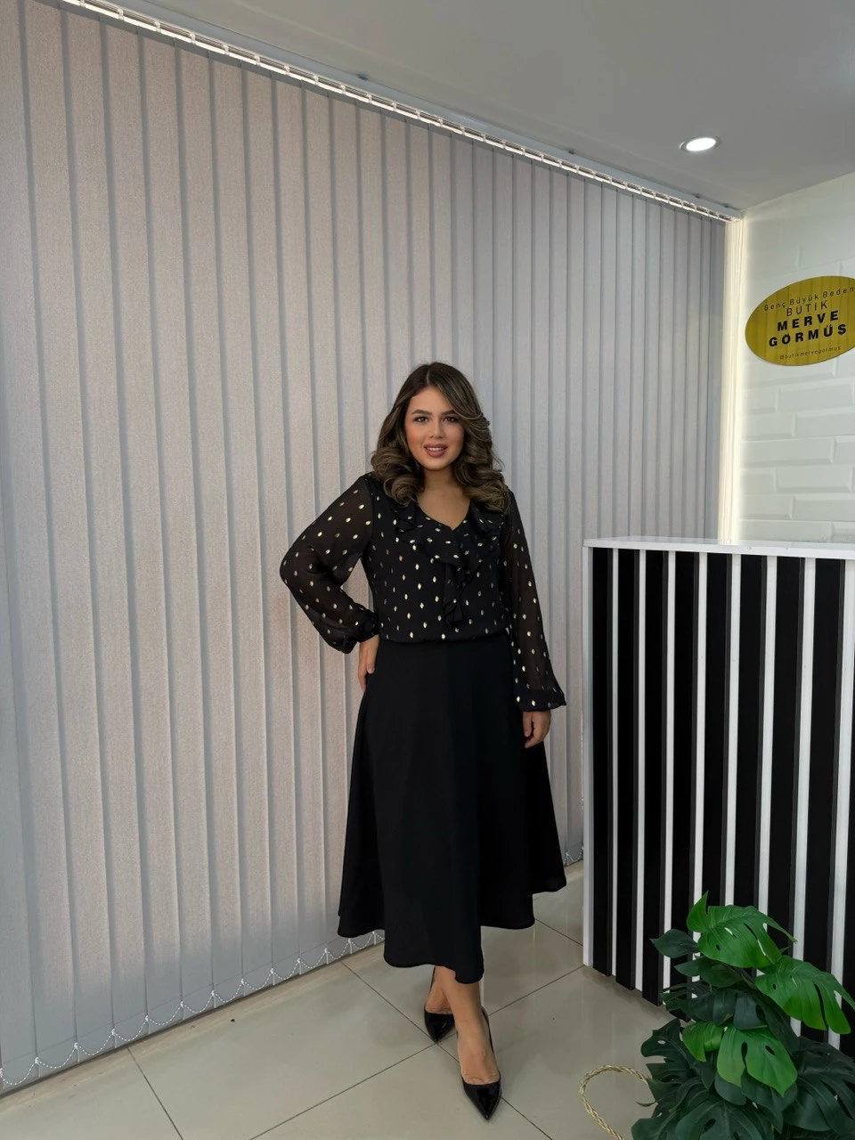 Gold Etek Bluz Görünümlü Elbise