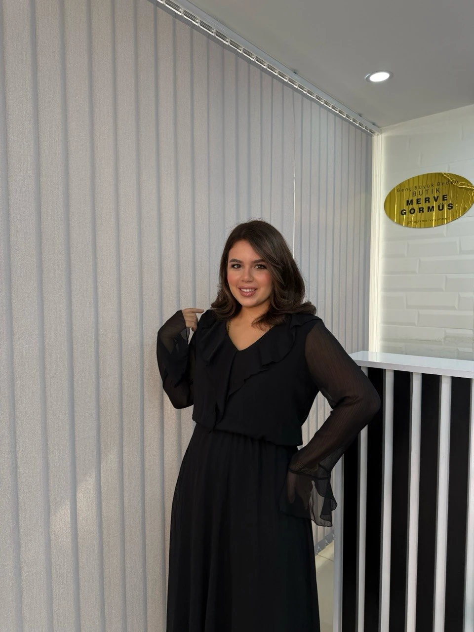 Coco Şifon Yaka ve Kol Volanlı Elbise