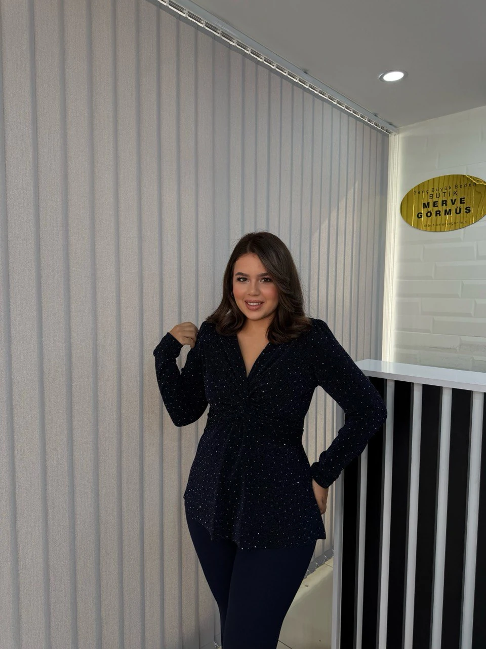 Lipa Kruvaze Simli Taşlı Bluz - Lacivert