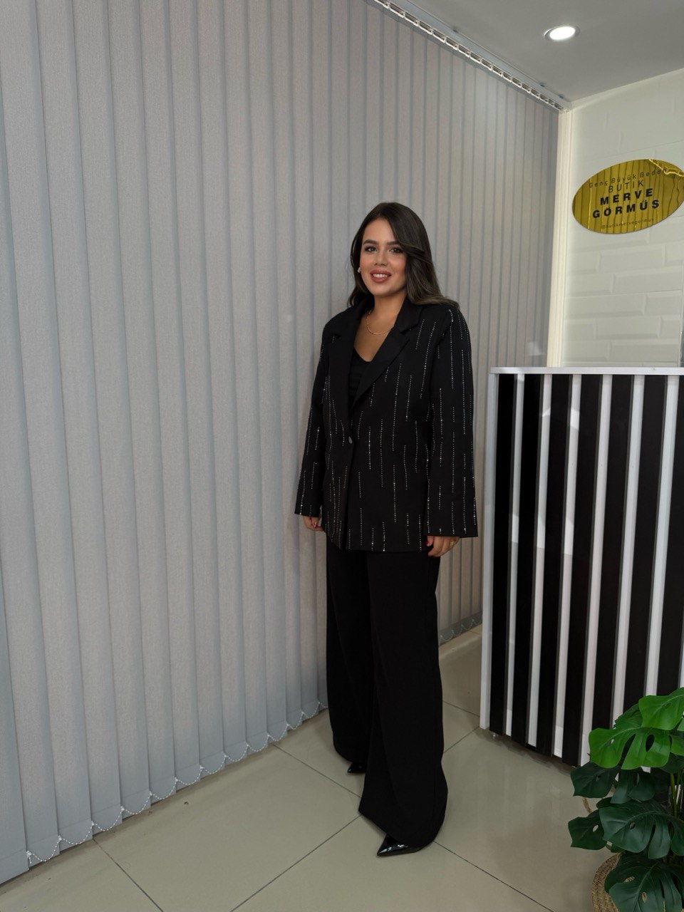Taşlı Blazer Ceket