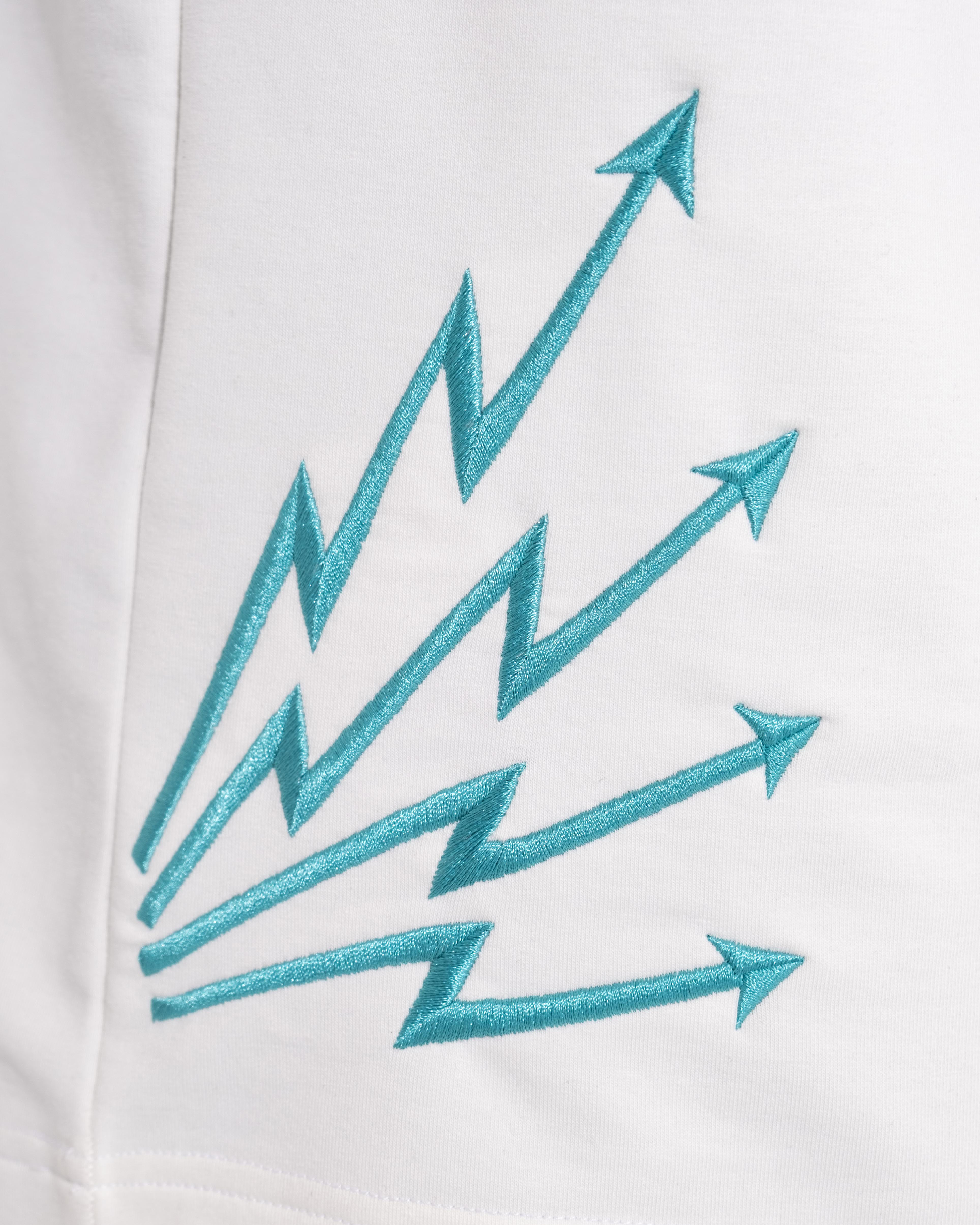 Lightning Fist Ekru Tişört