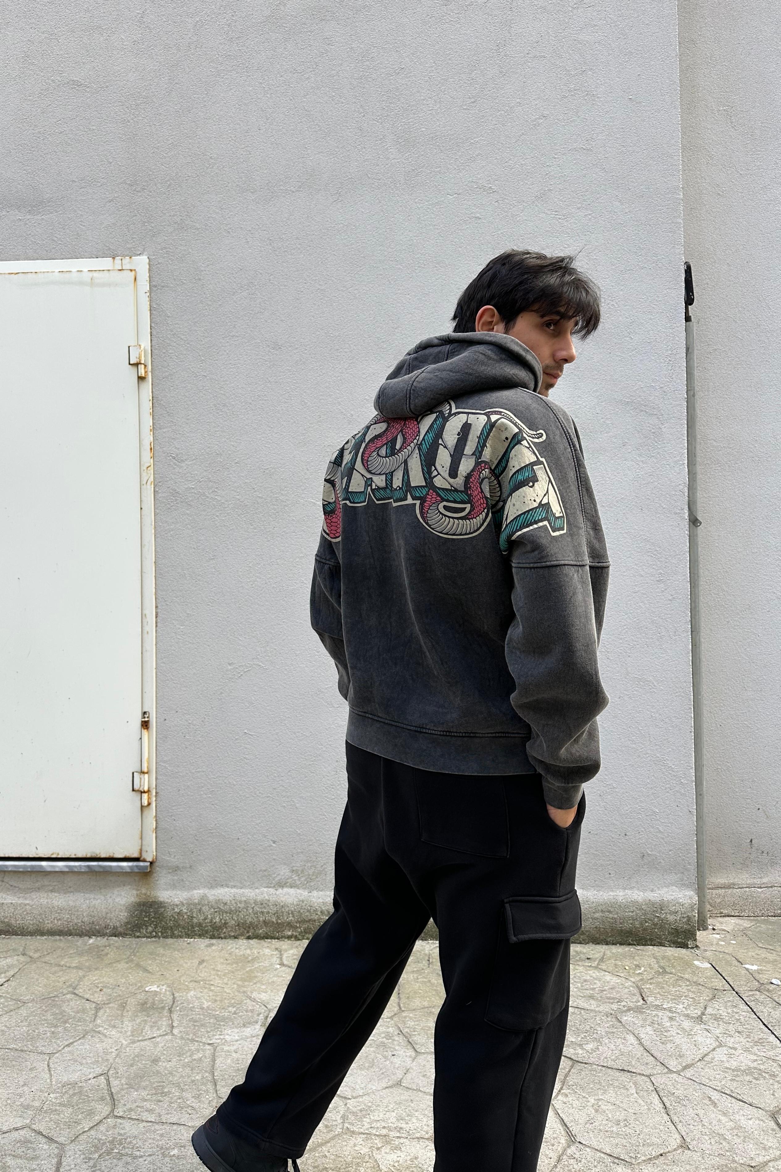 Premium Oversize Özel Yıkamalı Kumaş 'Break Out' Baskılı Hoodie