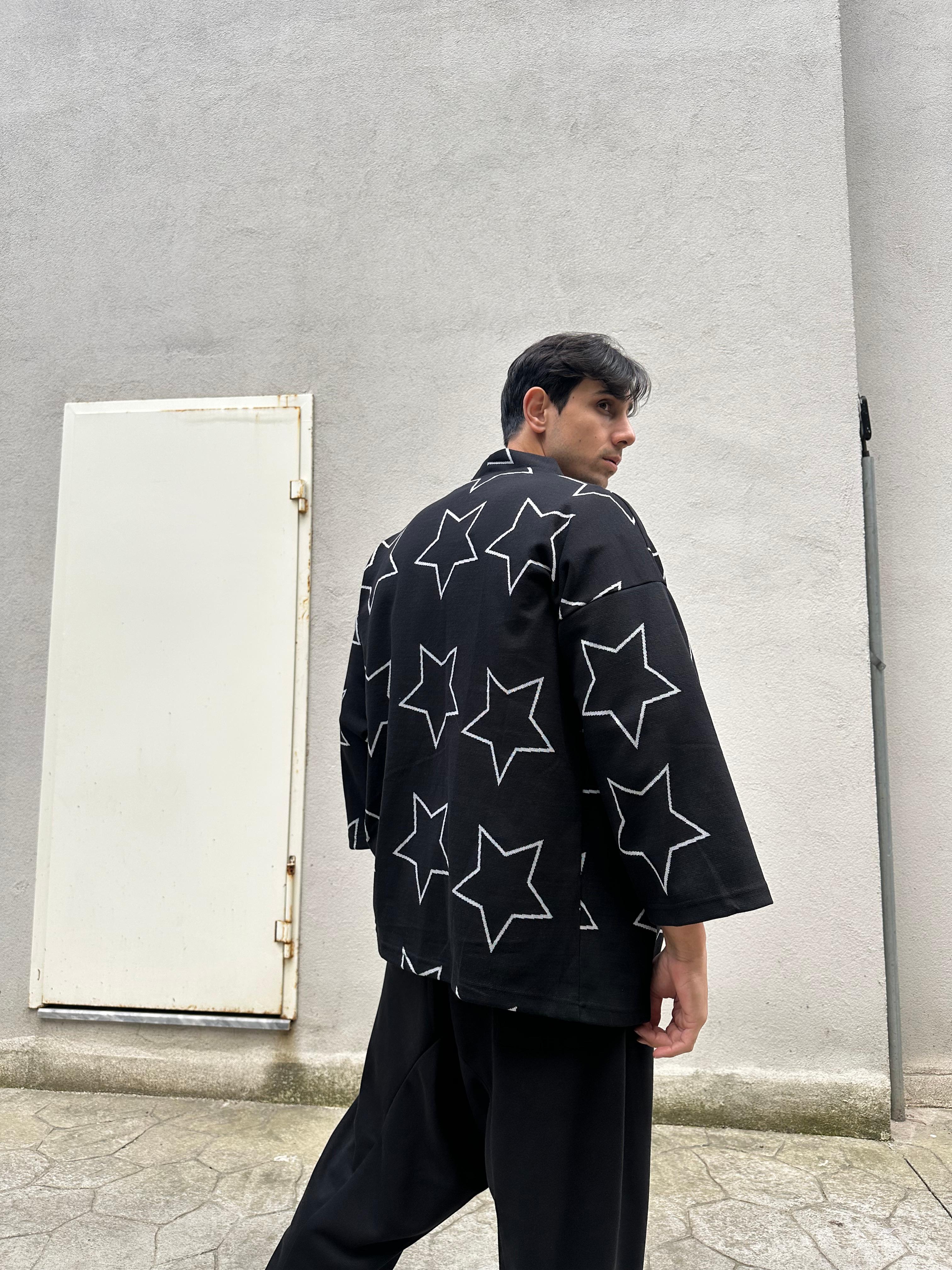 Oversize Yıldız Desenli Siyah Kimono