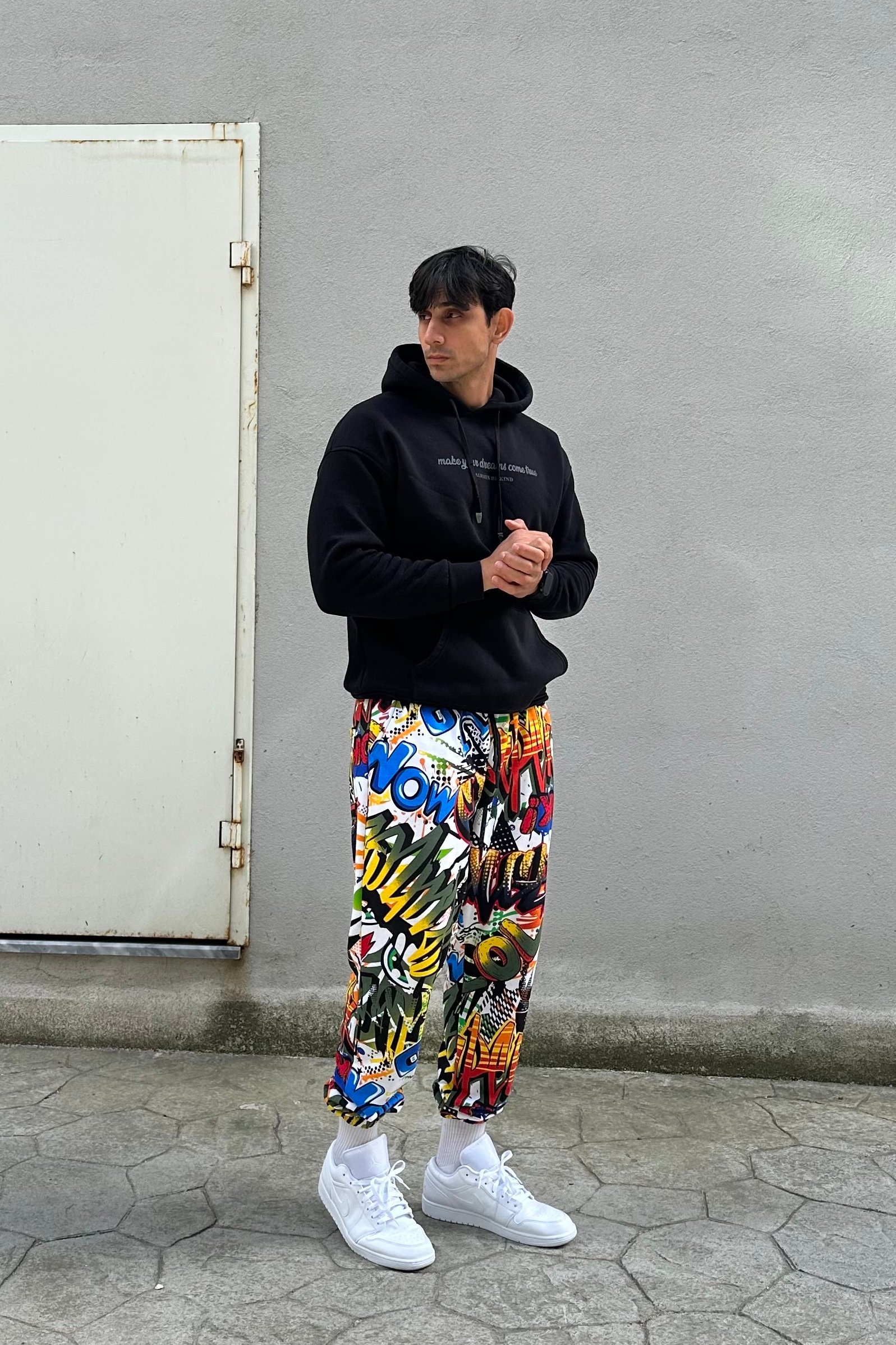 Unisex Bel ve Paça Lastikli Grafiti Jogger Pantolon