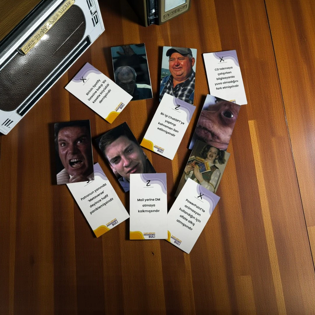 MODUNA GÖRE MİNİ FOTOĞRAFLI KART OYUNU KUŞAK ÇATIŞMASI