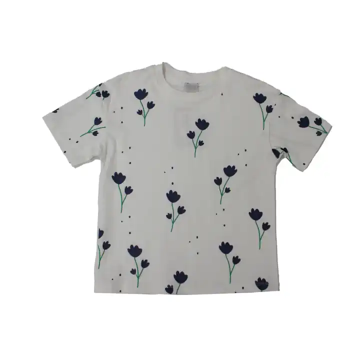 BEYAZ LACİ ÇİÇEKLİ KISA KOL EŞOFMAN TK.