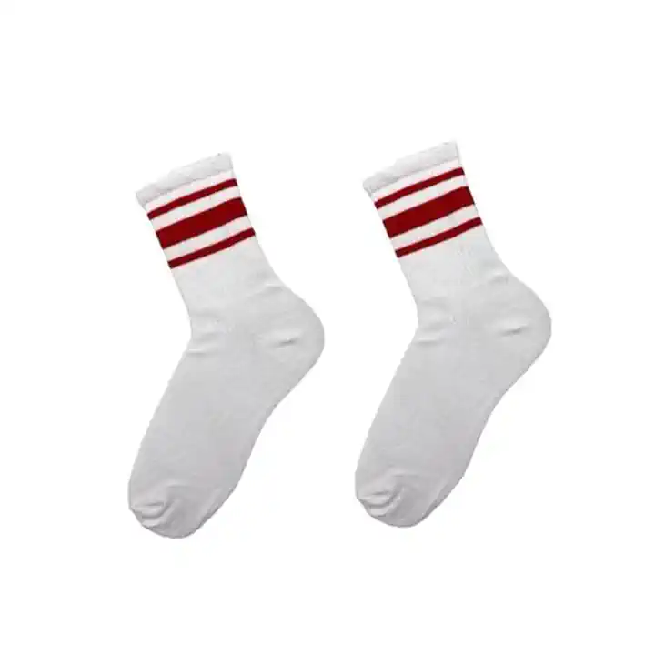 Kırmızı Çizgili Tenis Çorap