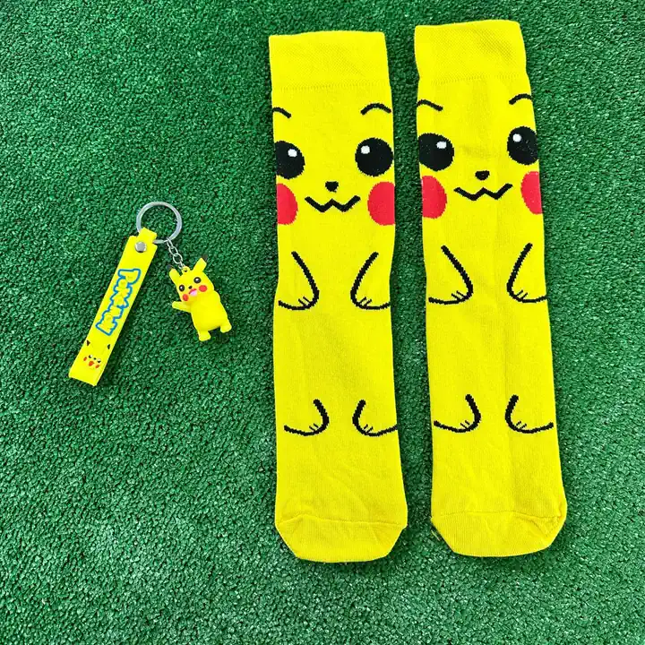 PIKACHU ÇORAP & ANAHTARLIK TAKIM