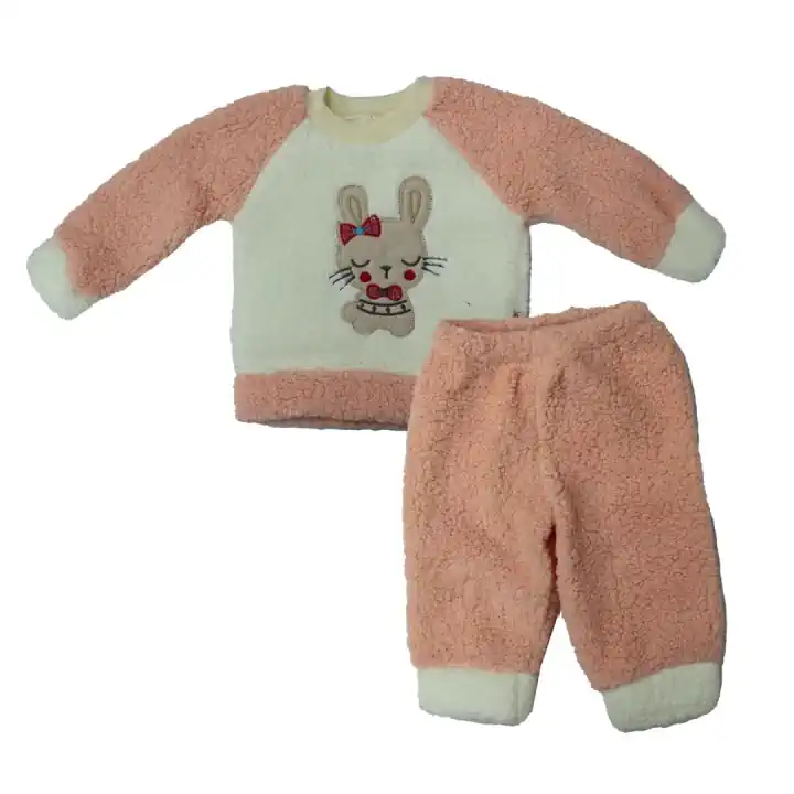 YAVRUAĞZI TAVŞANLI PELUŞ EŞOFMAN TAKIMI