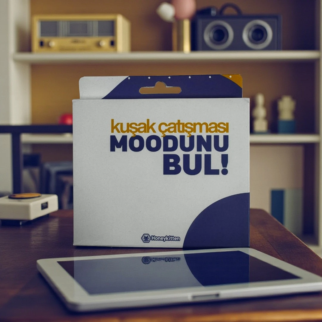 MODUNA GÖRE MİNİ FOTOĞRAFLI KART OYUNU KUŞAK ÇATIŞMASI