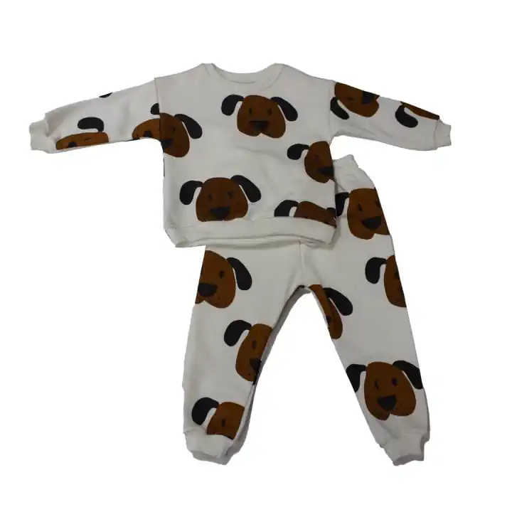 KÖPEKLİ EŞOFMAN TAKIMI