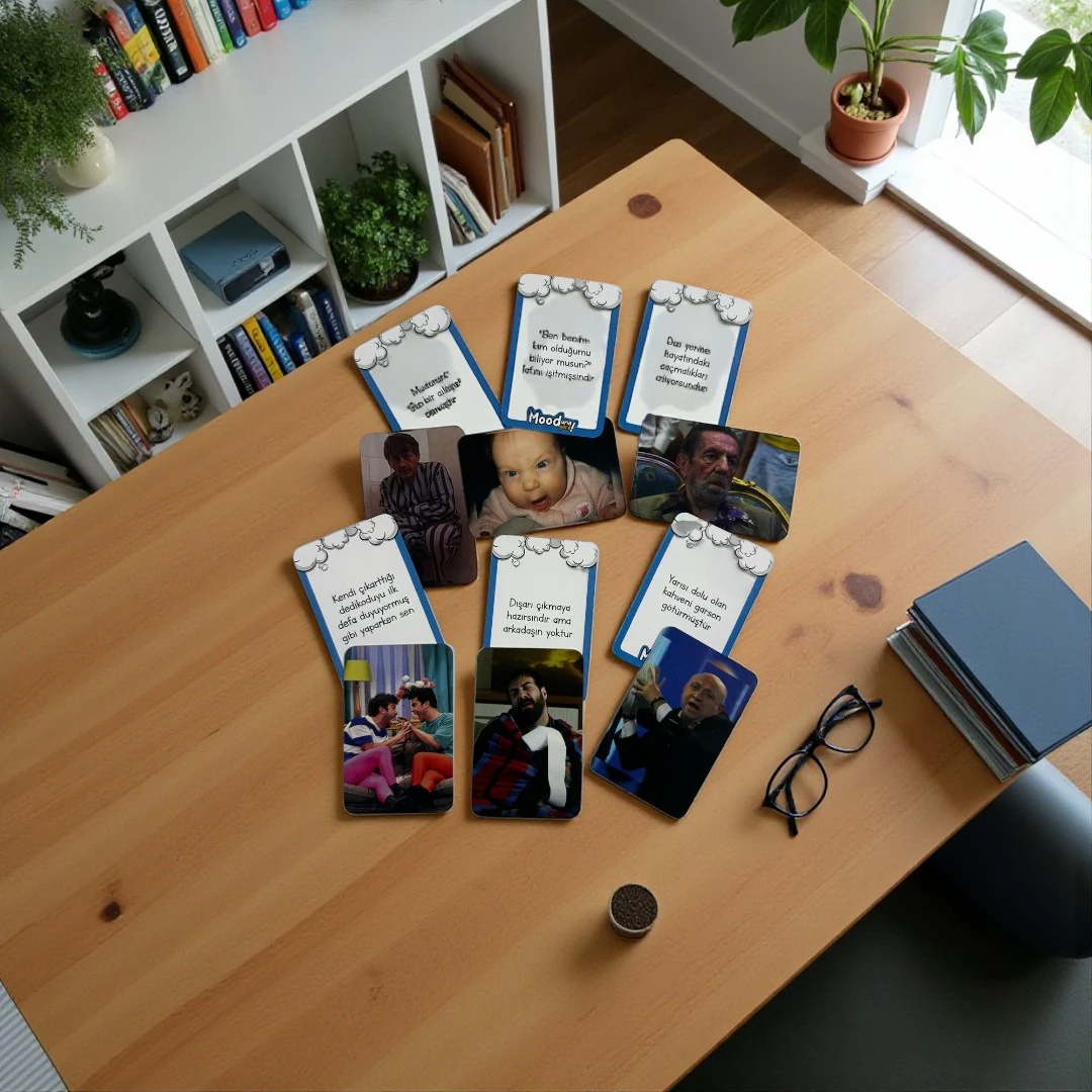 MODUNA GÖRE CEP BOY FOTOĞRAFLI KART OYUNU KLASİK 2. SERİ