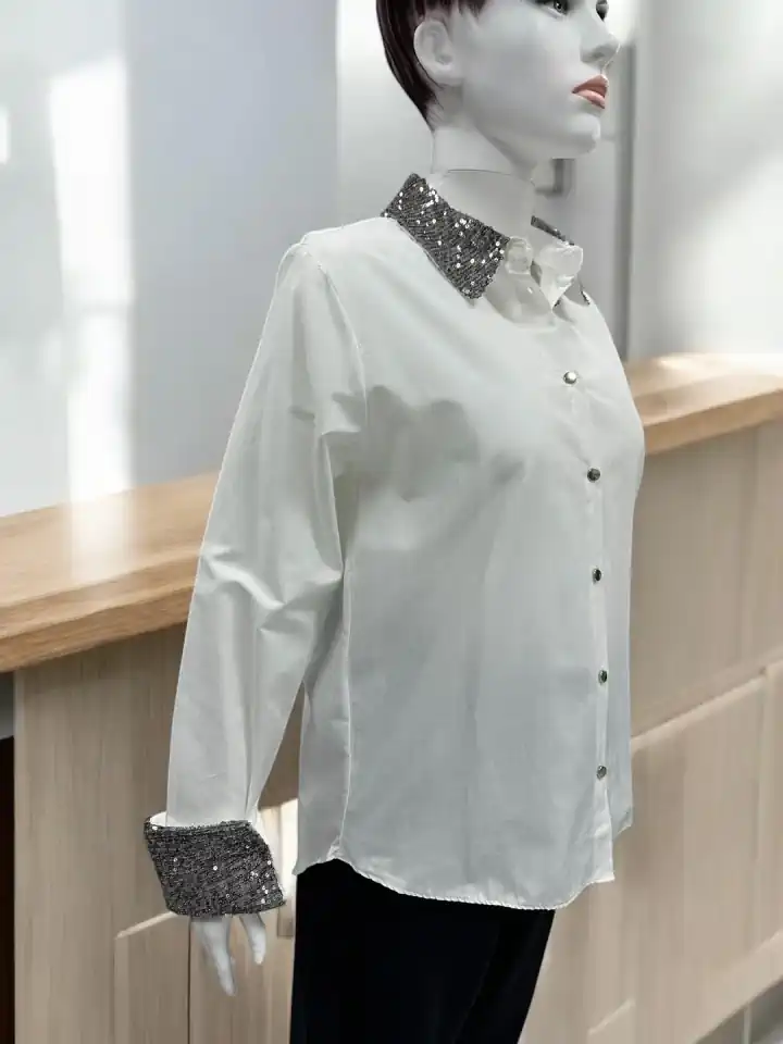 KADIN SİYAH TAŞLI BEYAZ GÖMLEK