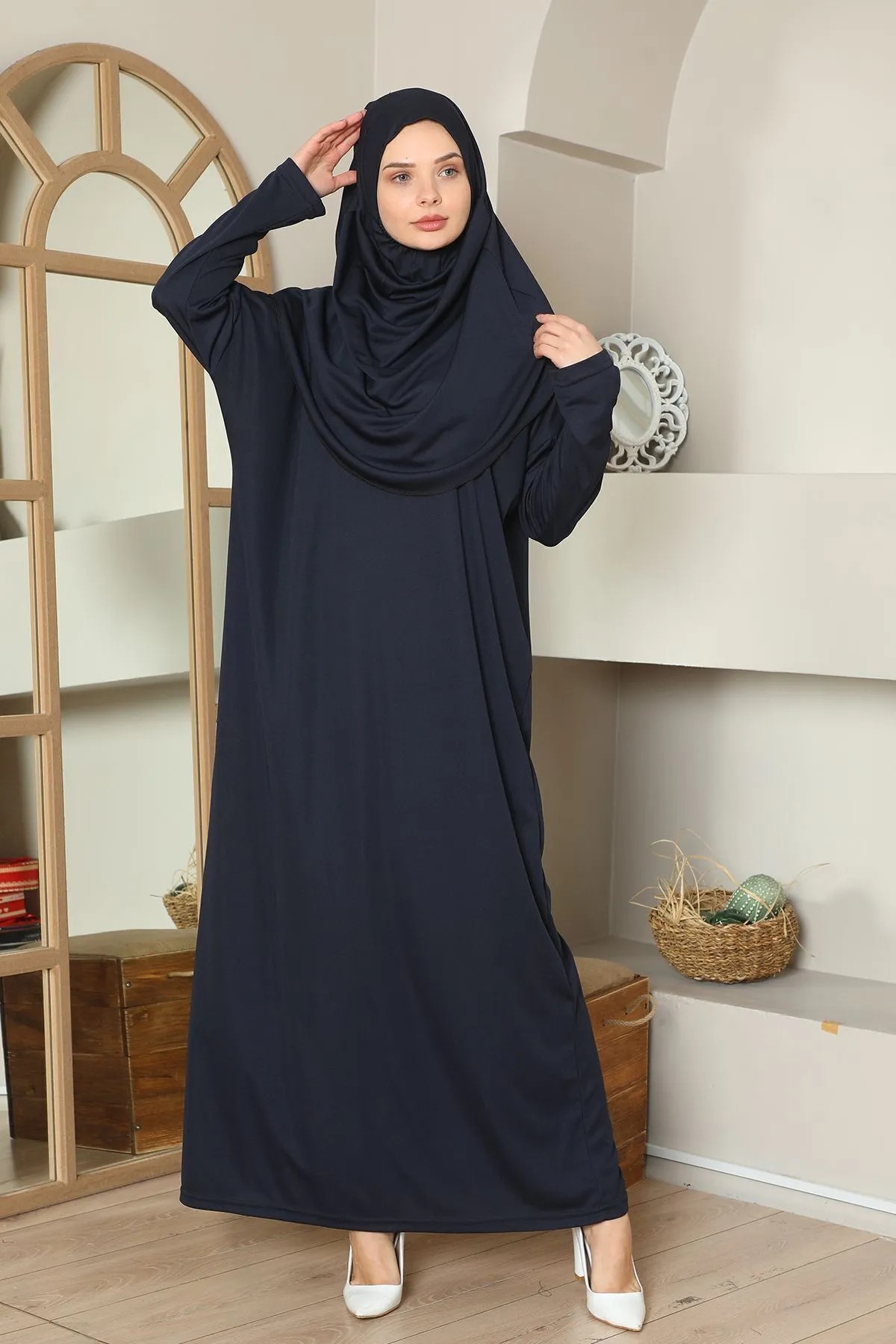 Tek Parça Namaz Elbisesi Boydan Giymeli