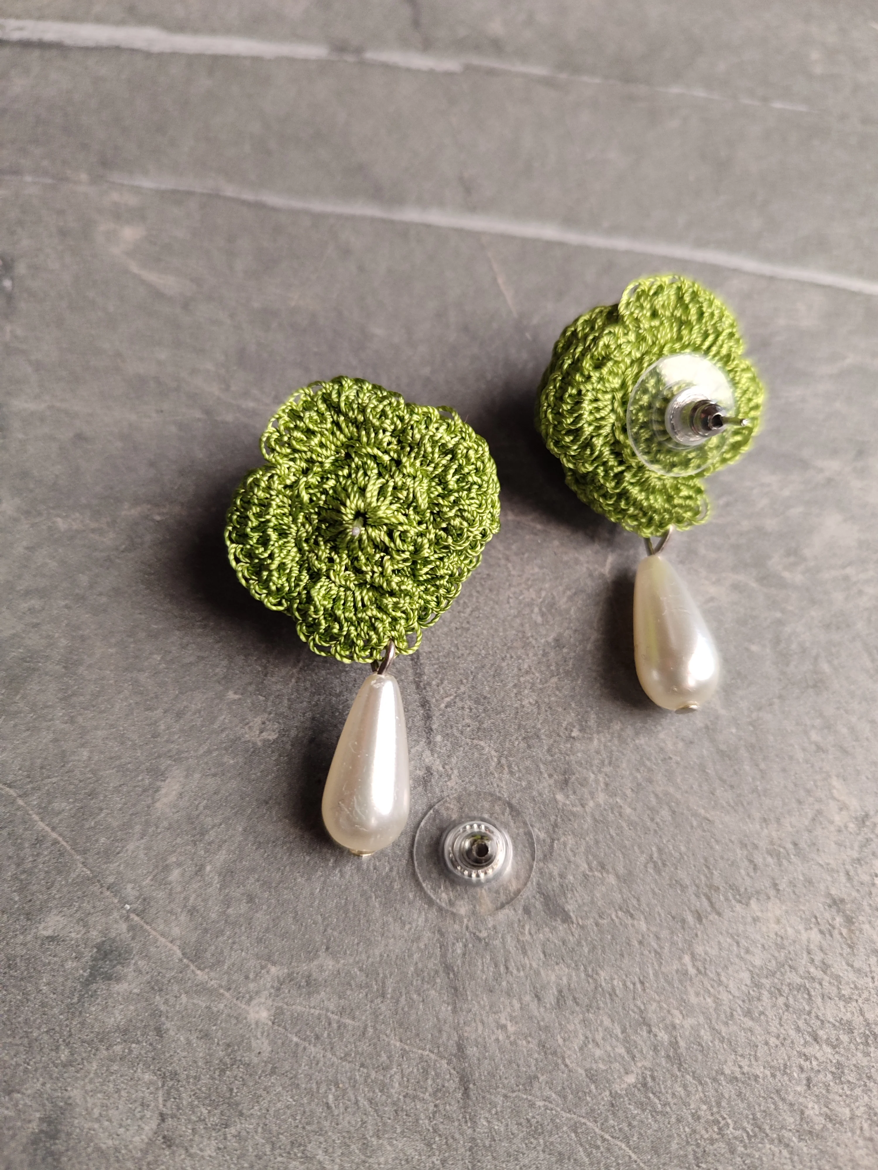 Tığ işi İncili Küpe