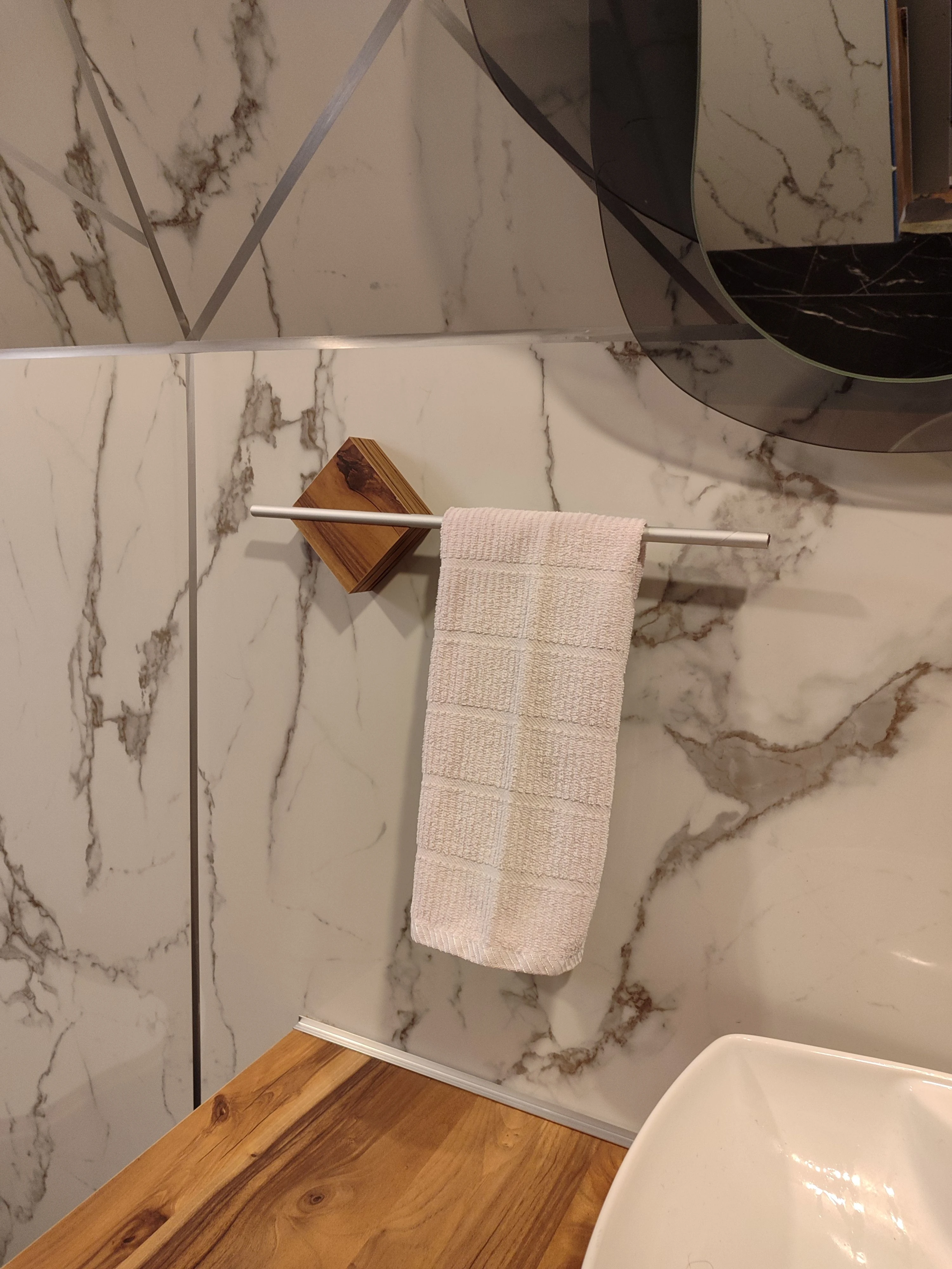 Dekoratif Havlu Askısı