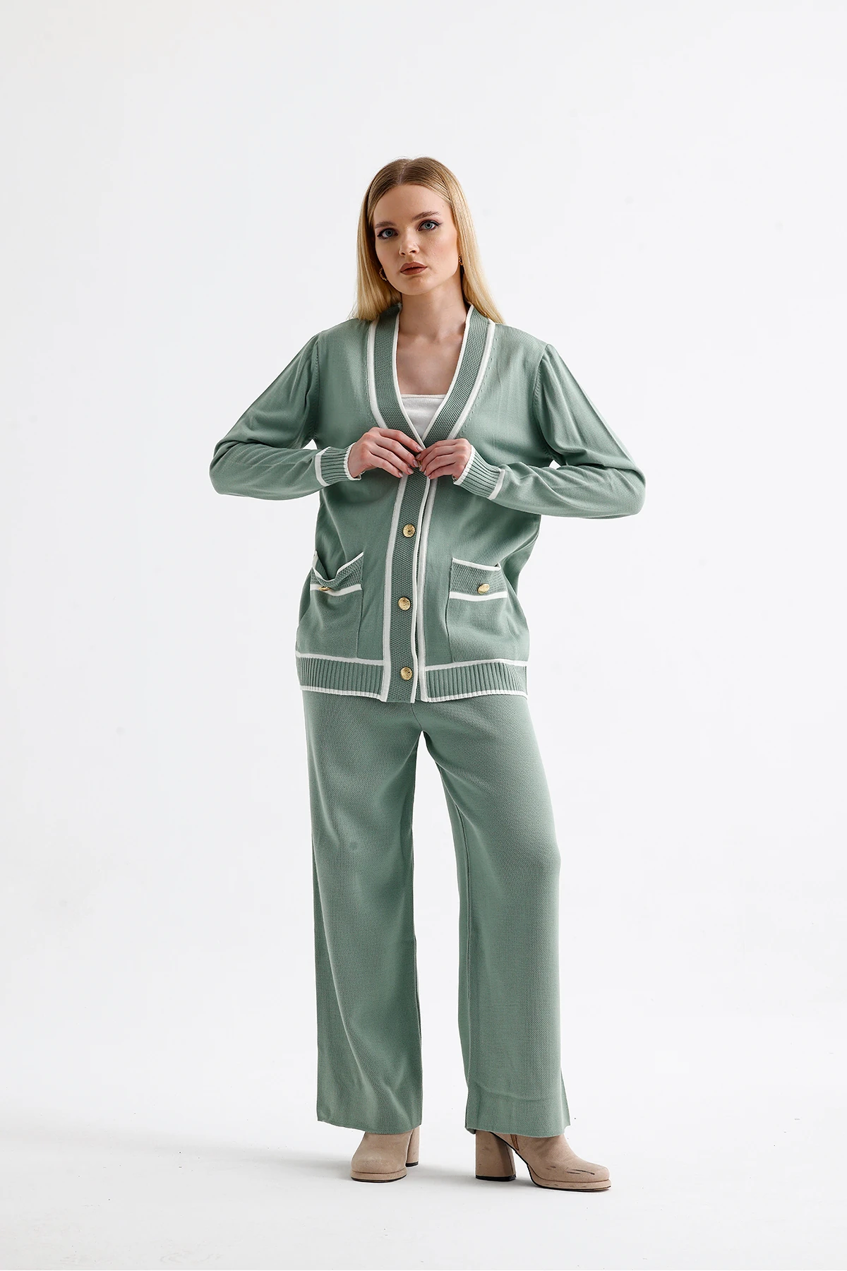 Çizgili Triko Takım