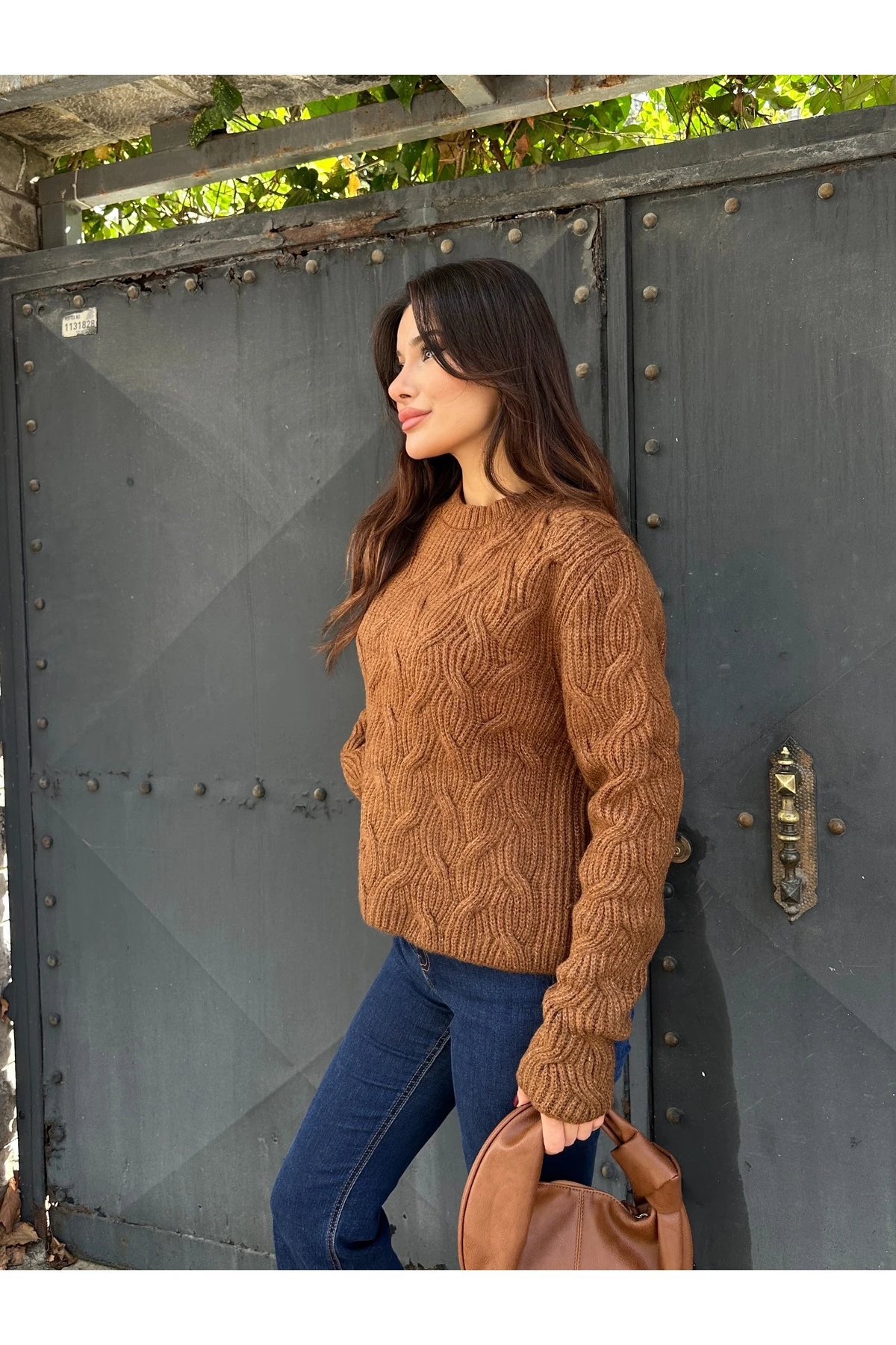 Bisiklet Yaka Dokulu Triko Kazak - Kahverengi