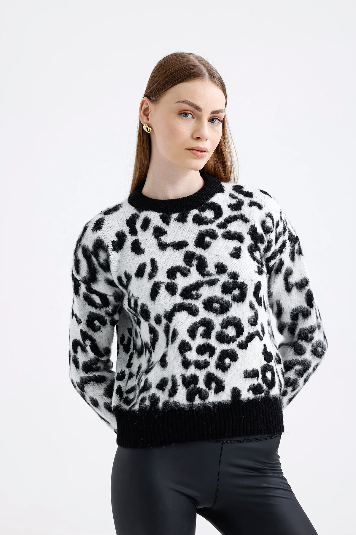 Leopar Desen Triko Kazak - Beyaz