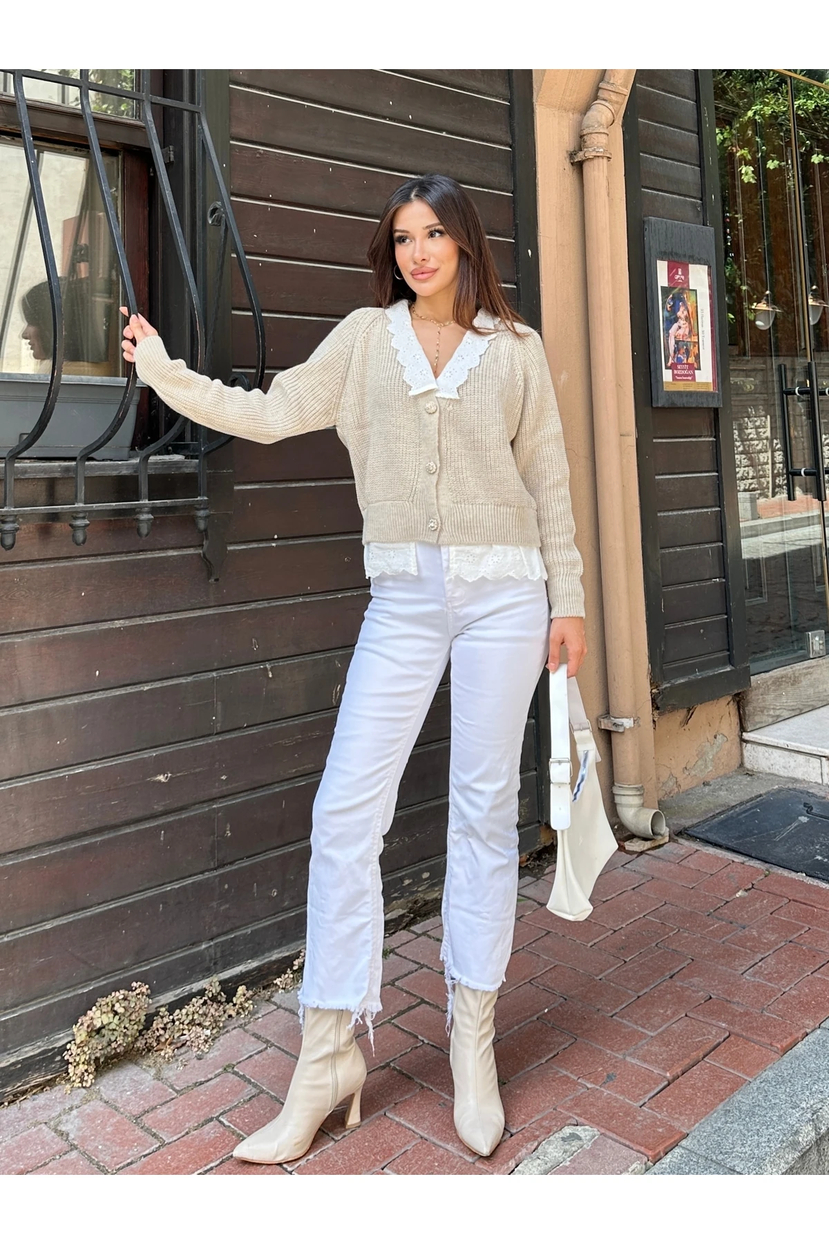 Brodeli V Yaka Hırka