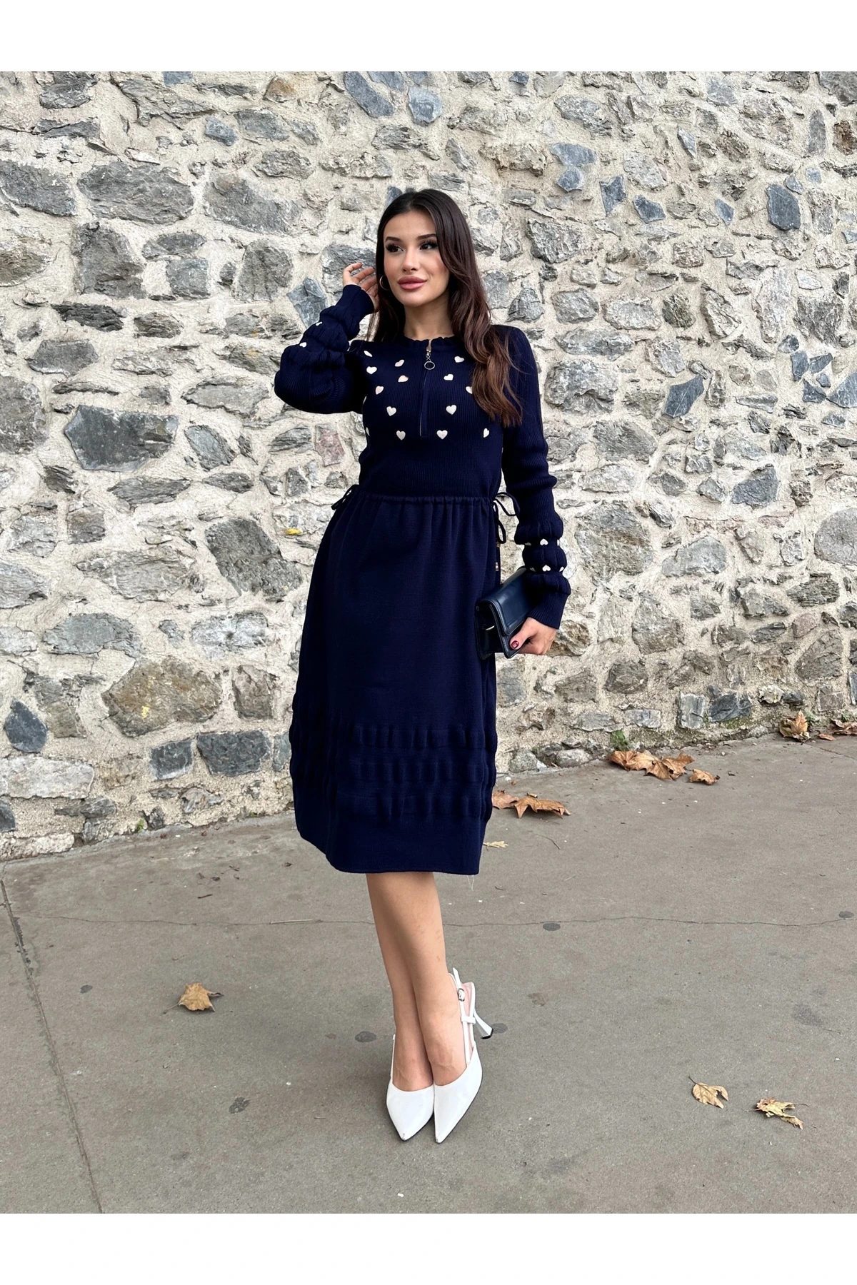 Kalp Nakışlı Şık Triko Elbise - Lacivert