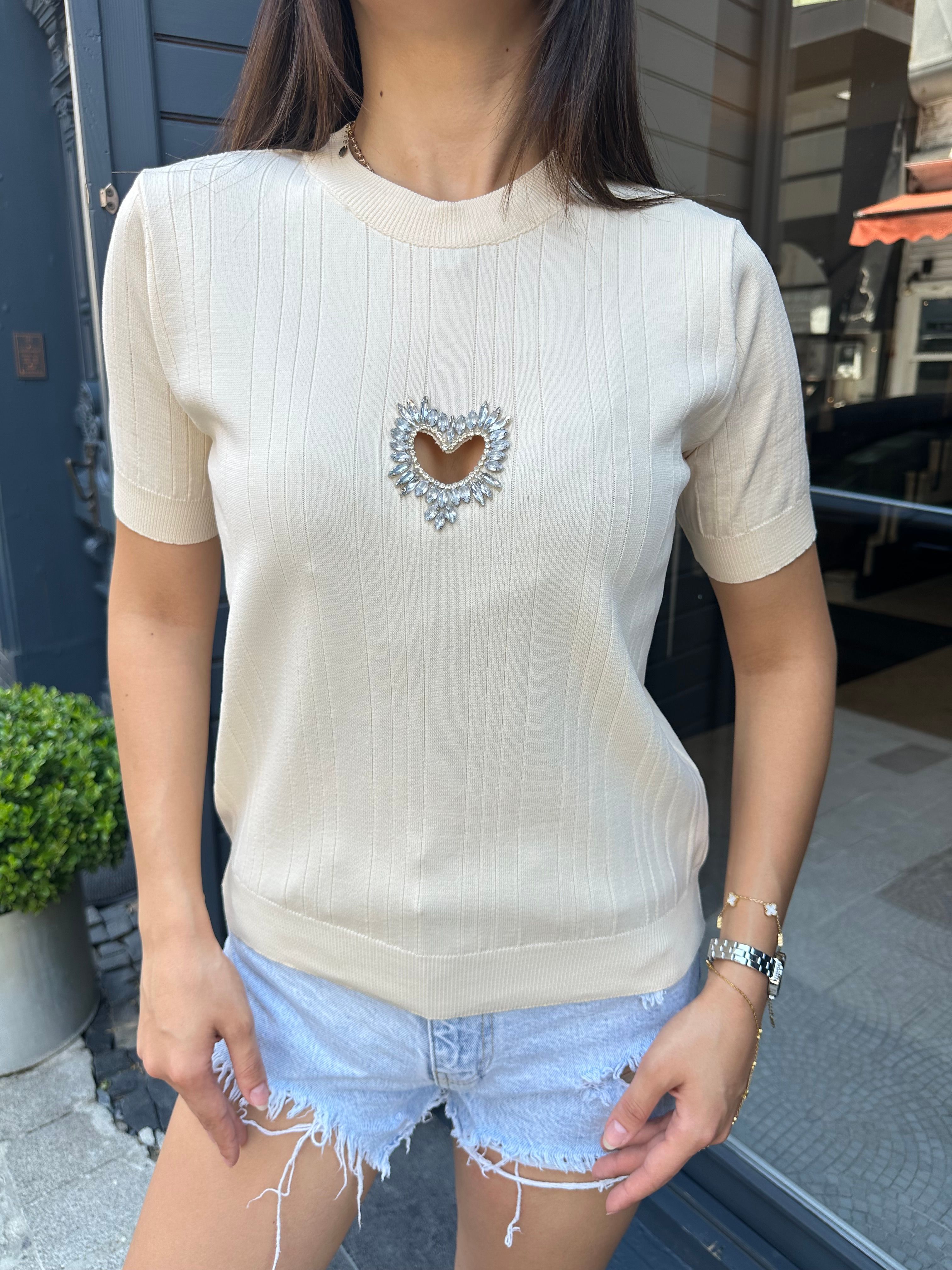 Kalp Detaylı T-Shirt - Krem