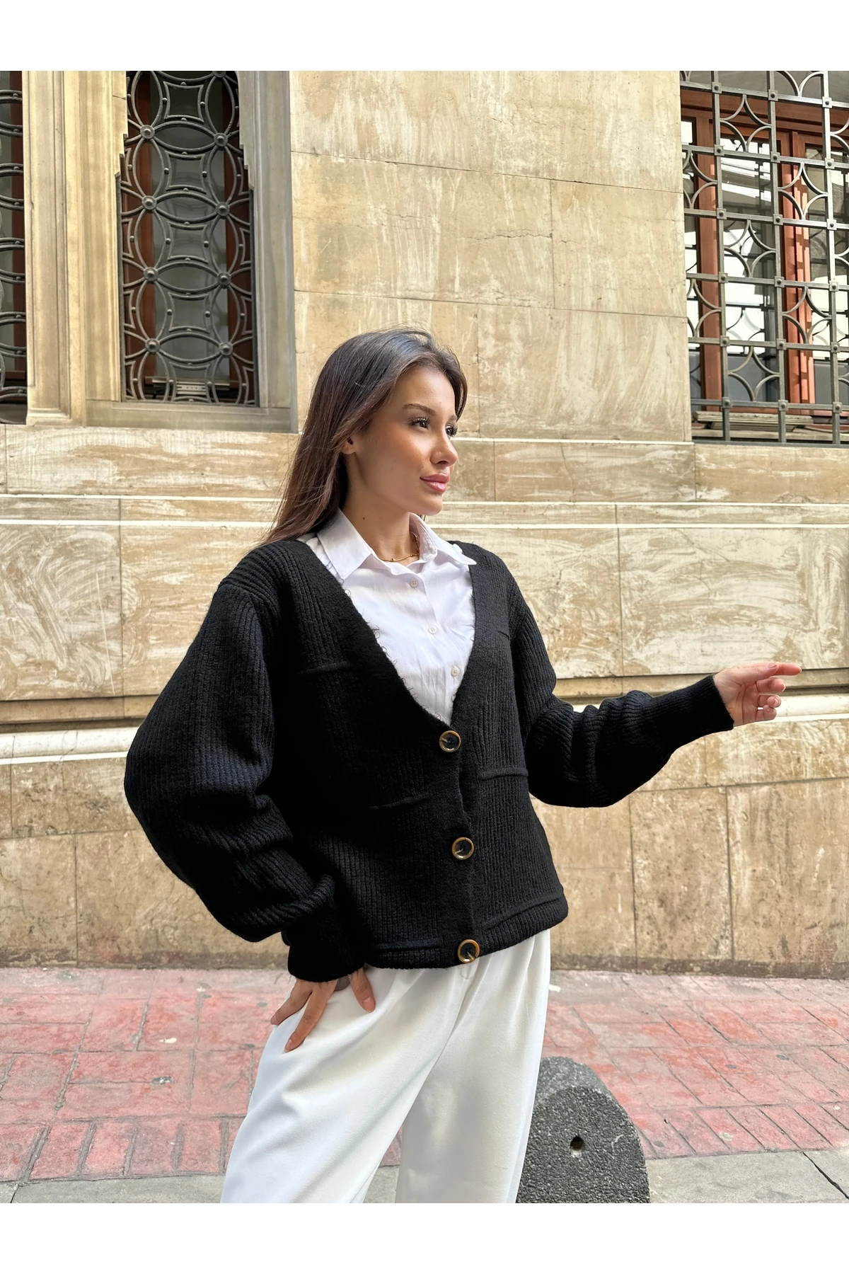 Yumoş Triko Hırka - Siyah