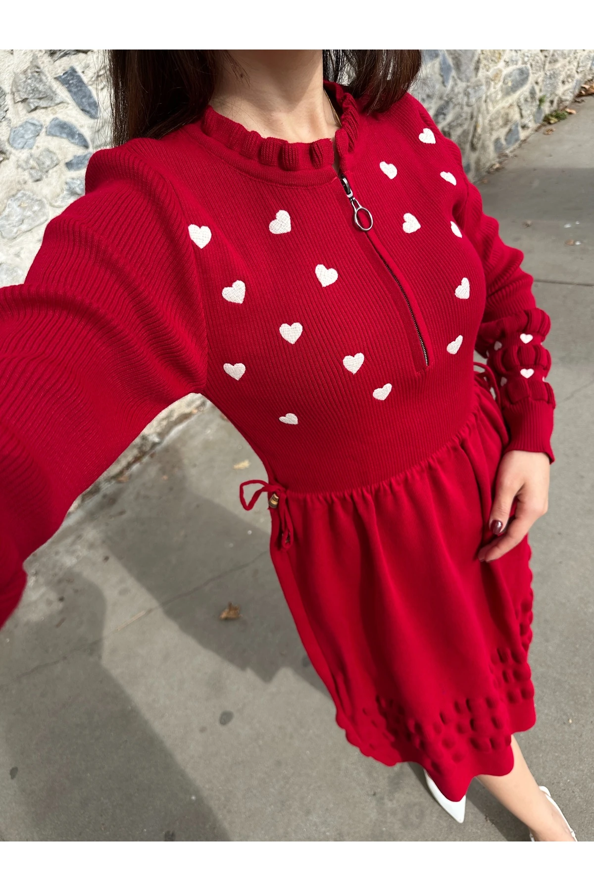 Kalp Nakışlı Şık Triko Elbise - Kırmızı