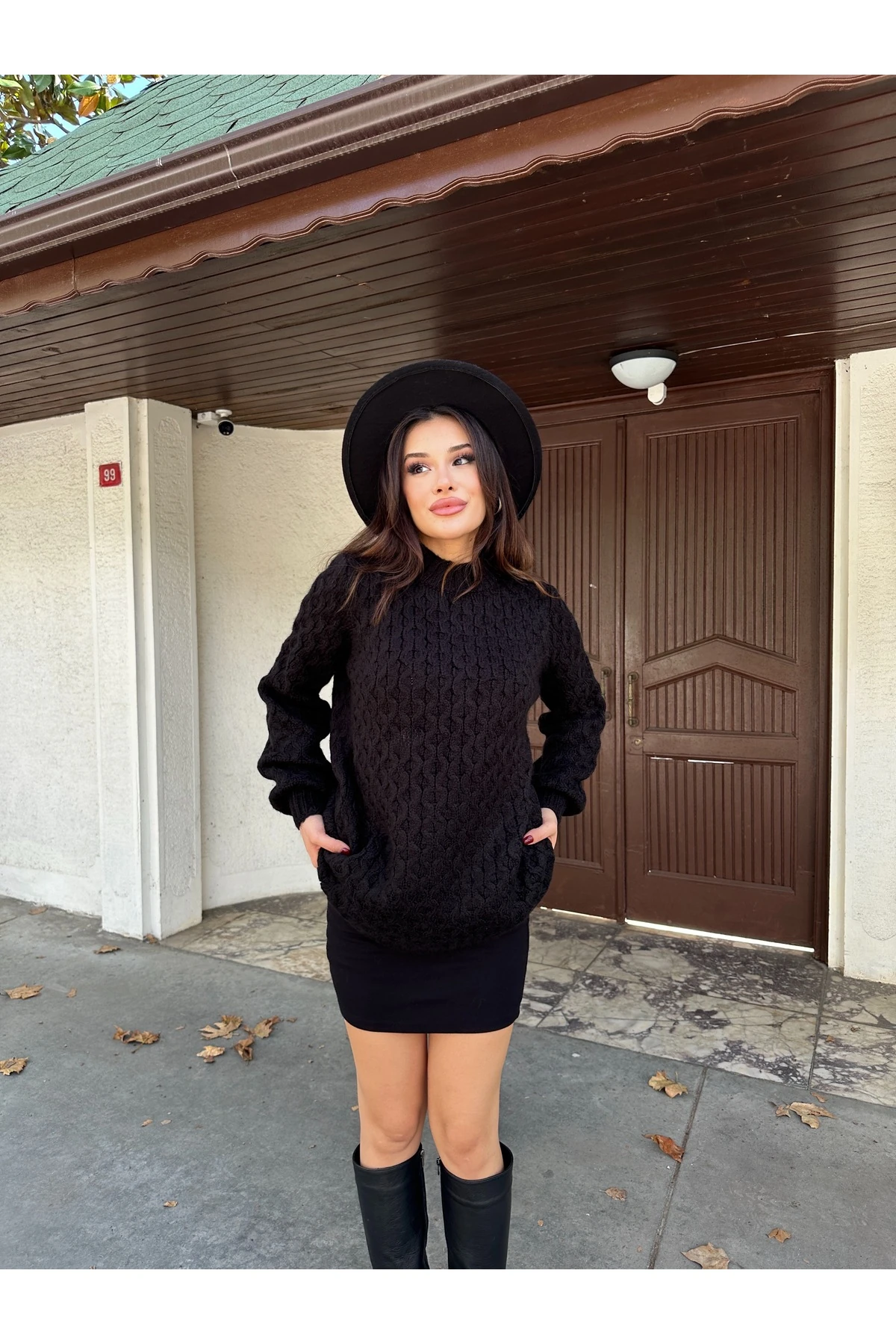 Bisiklet Yaka Dokulu Triko Tunik - Siyah