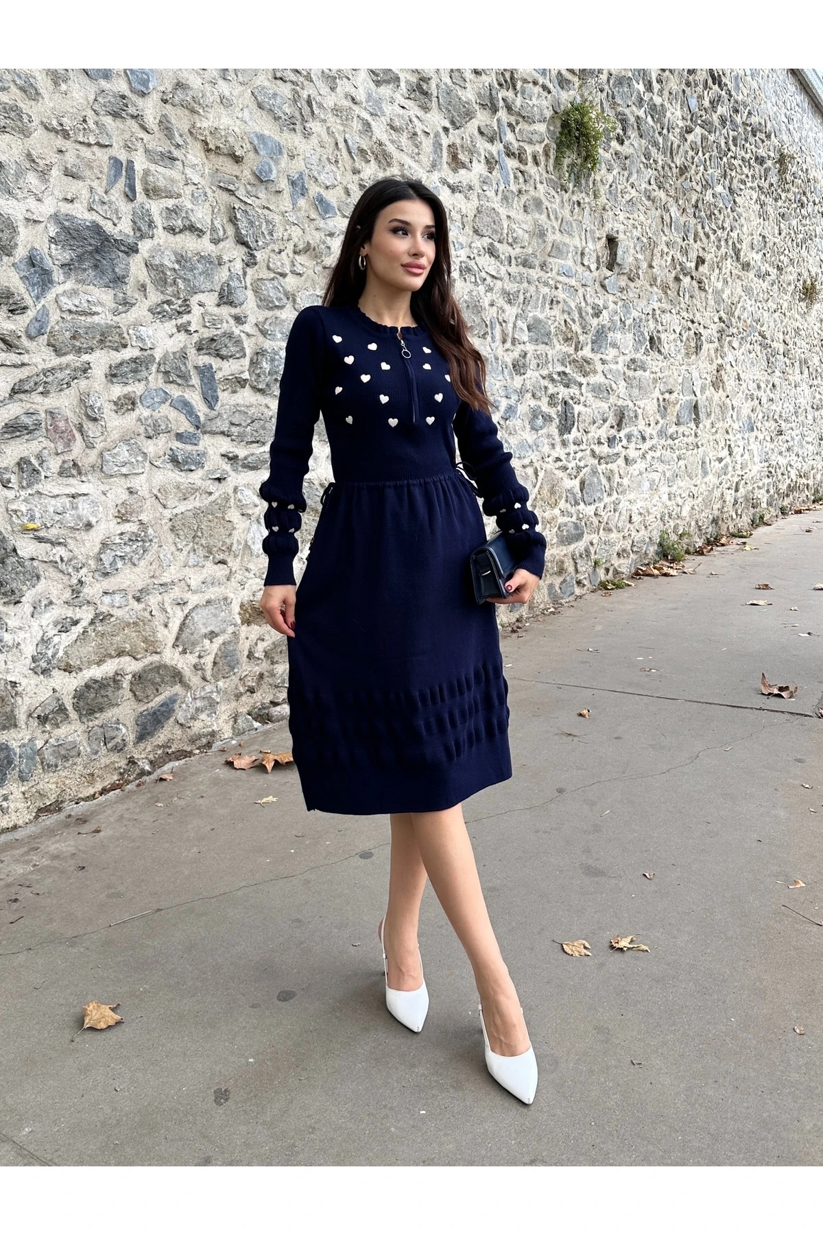 Kalp Nakışlı Şık Triko Elbise - Lacivert