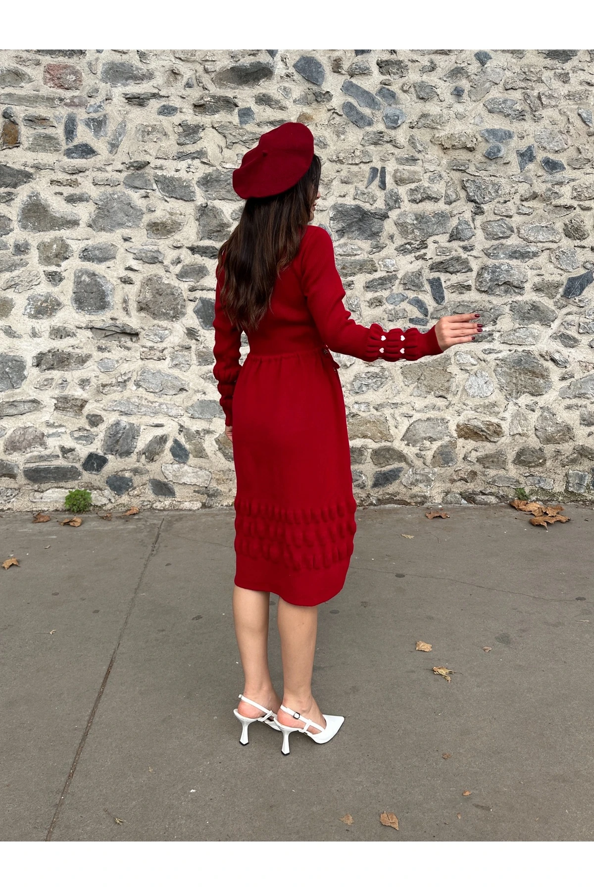 Kalp Nakışlı Şık Triko Elbise - Kırmızı