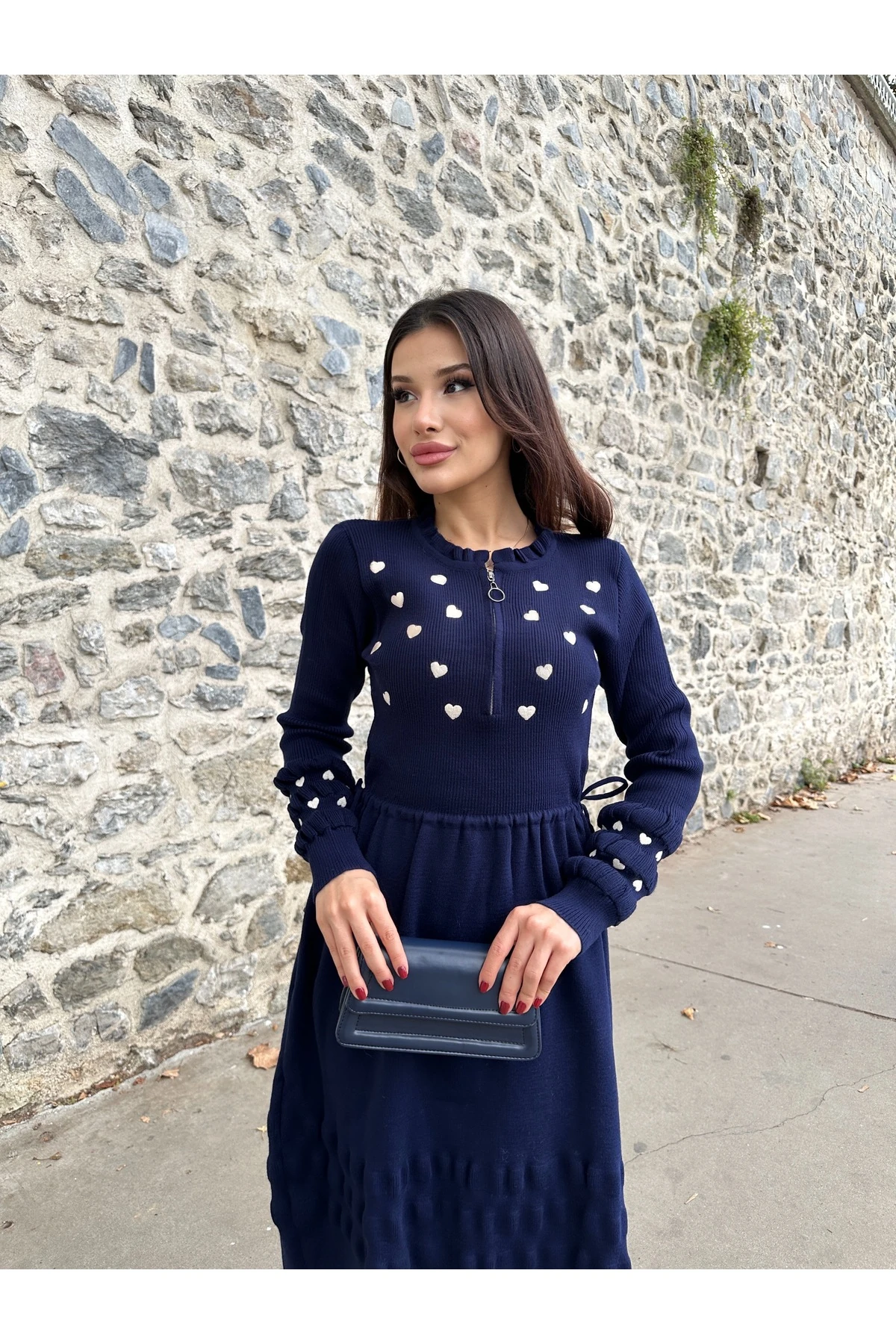 Kalp Nakışlı Şık Triko Elbise - Lacivert