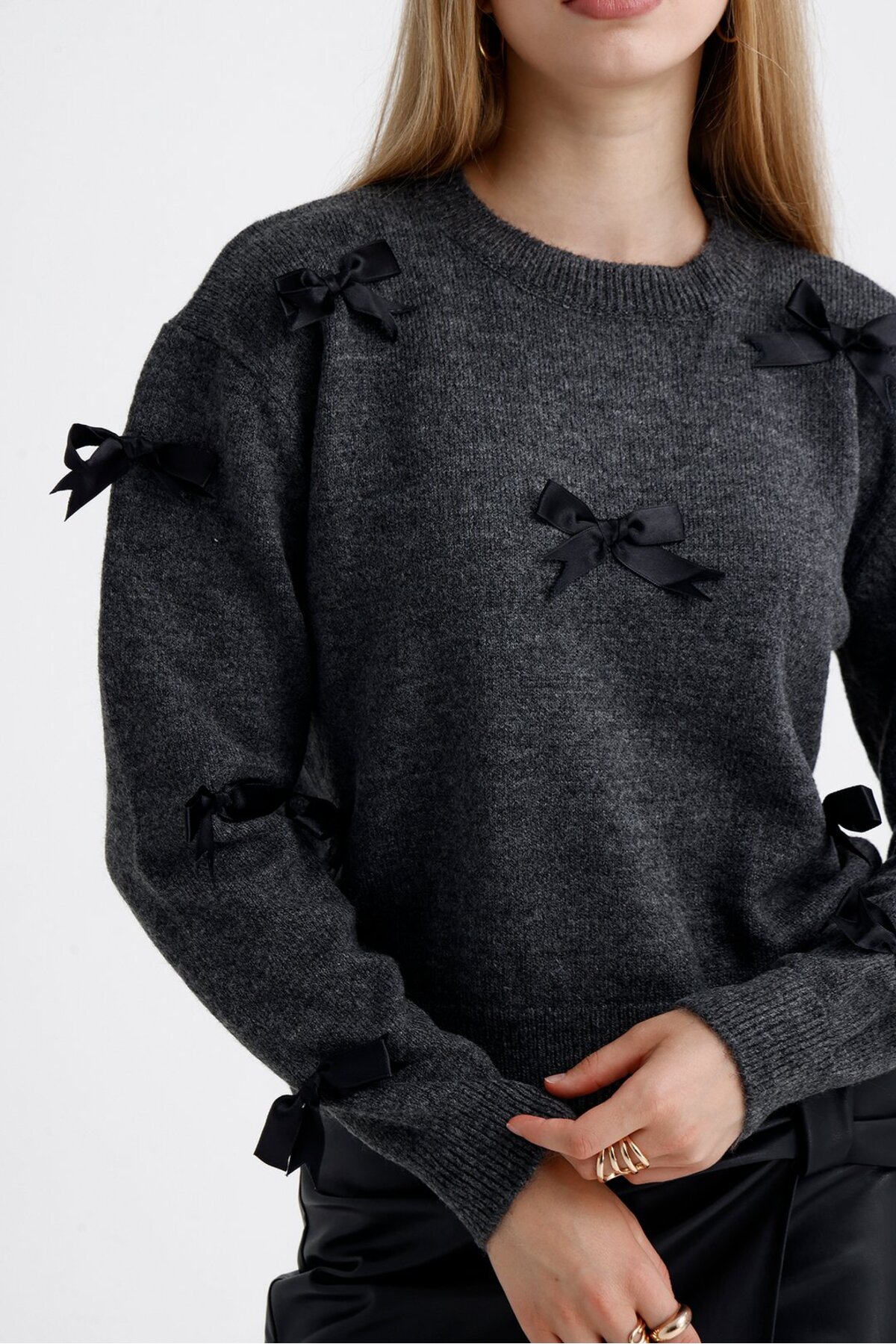 Fiyonk Detaylı Kazak - Koyu Gri