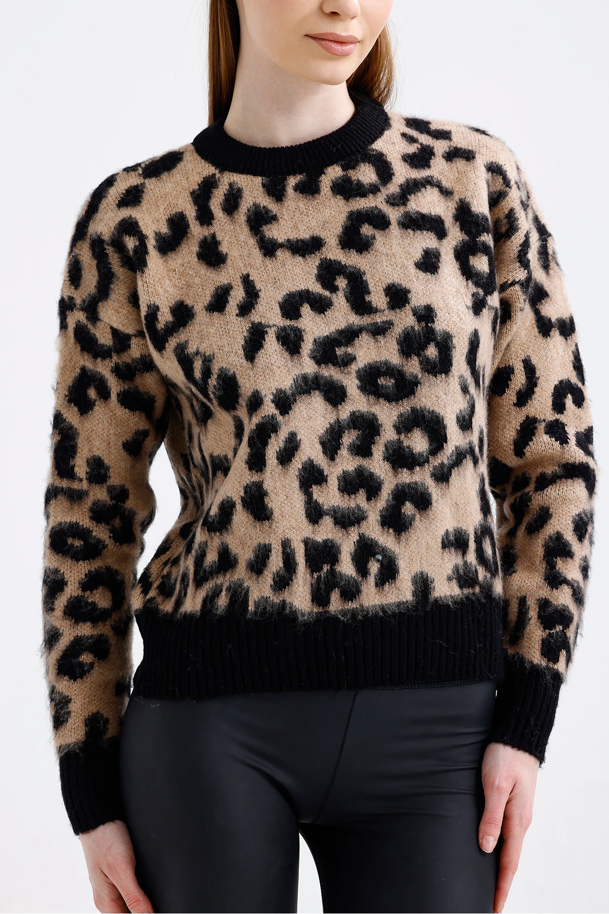 Leopar Desen Triko Kazak - Karamel