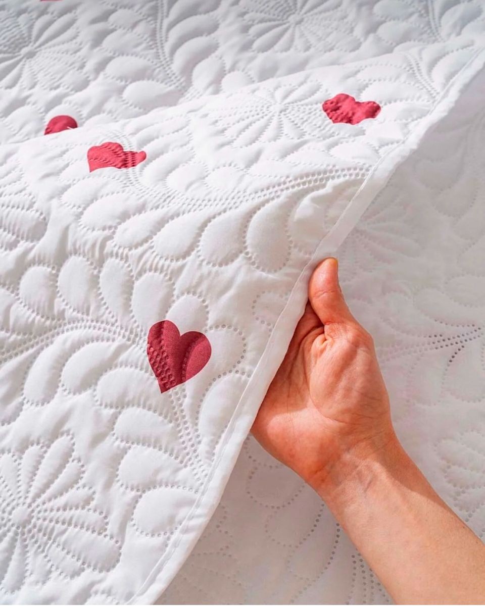 LOVELY KALPLİ ÇİFT KİŞİLİK YATAK ÖRTÜSÜ TAKIMI 235X250
