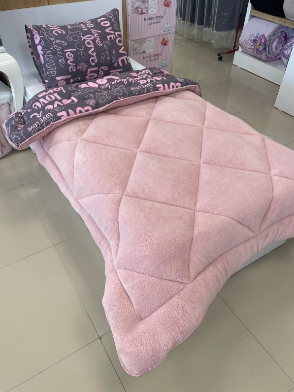 Tek Kişilik Çift Taraflı Welsoft Yorgan Love Pudra  155x215