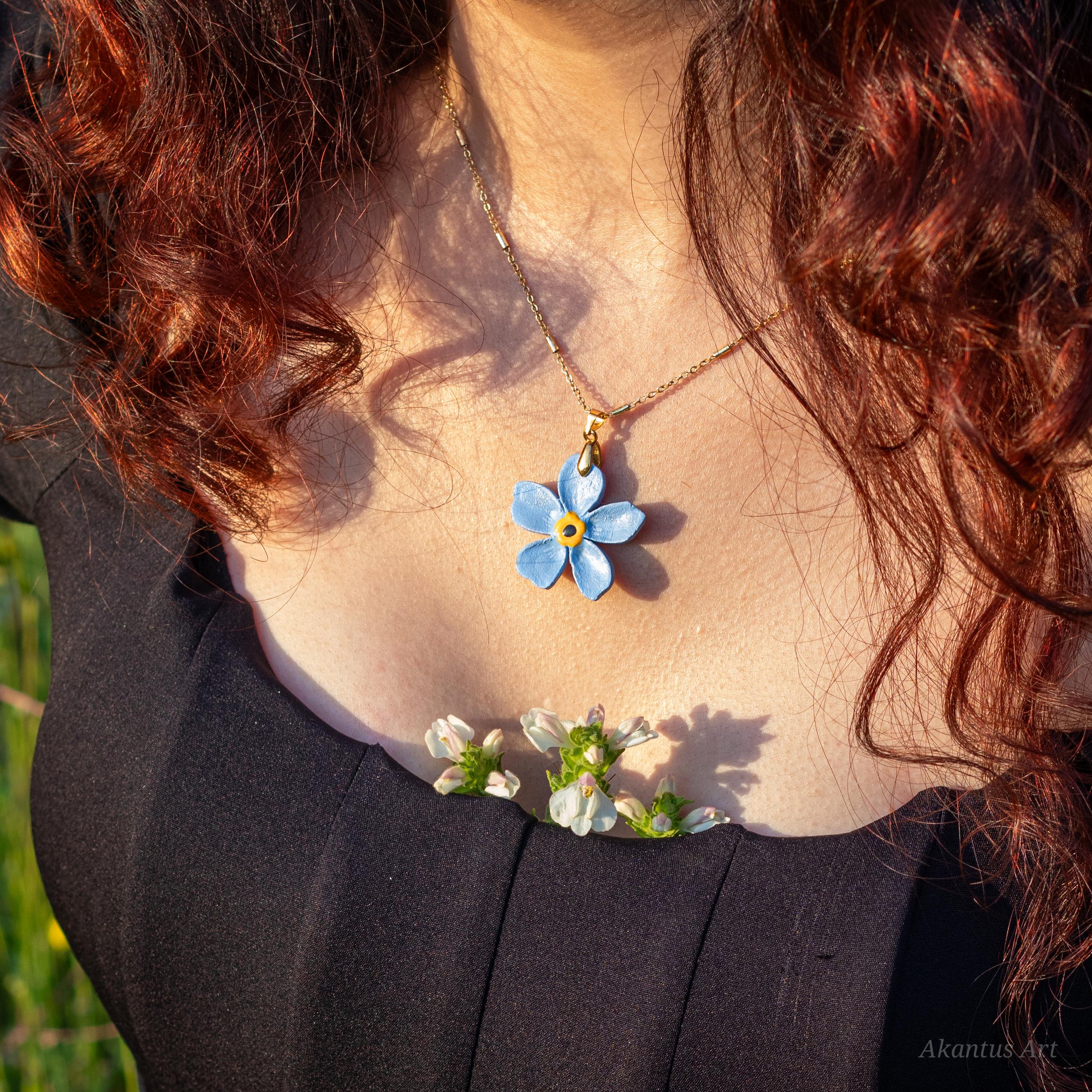 Unutmabeni Çiçeği Kolye (Myosotis scorpioides)