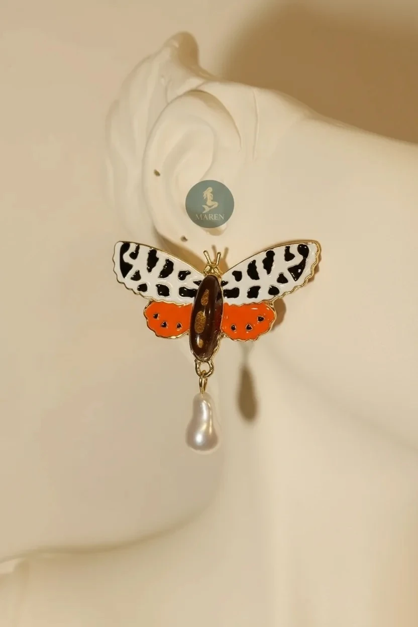 Özel Seri Marka Küpe