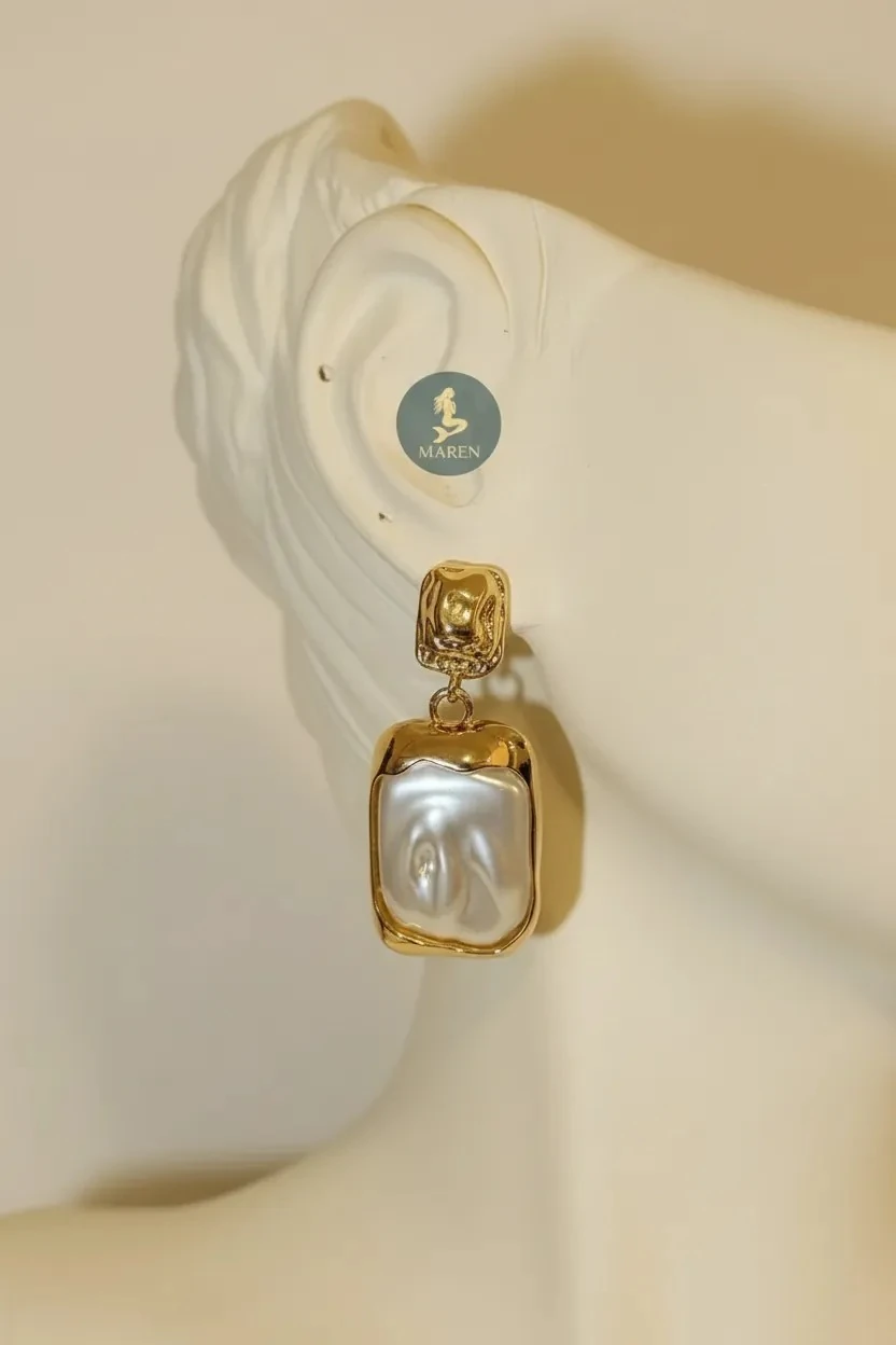 Özel Seri Marka Küpe