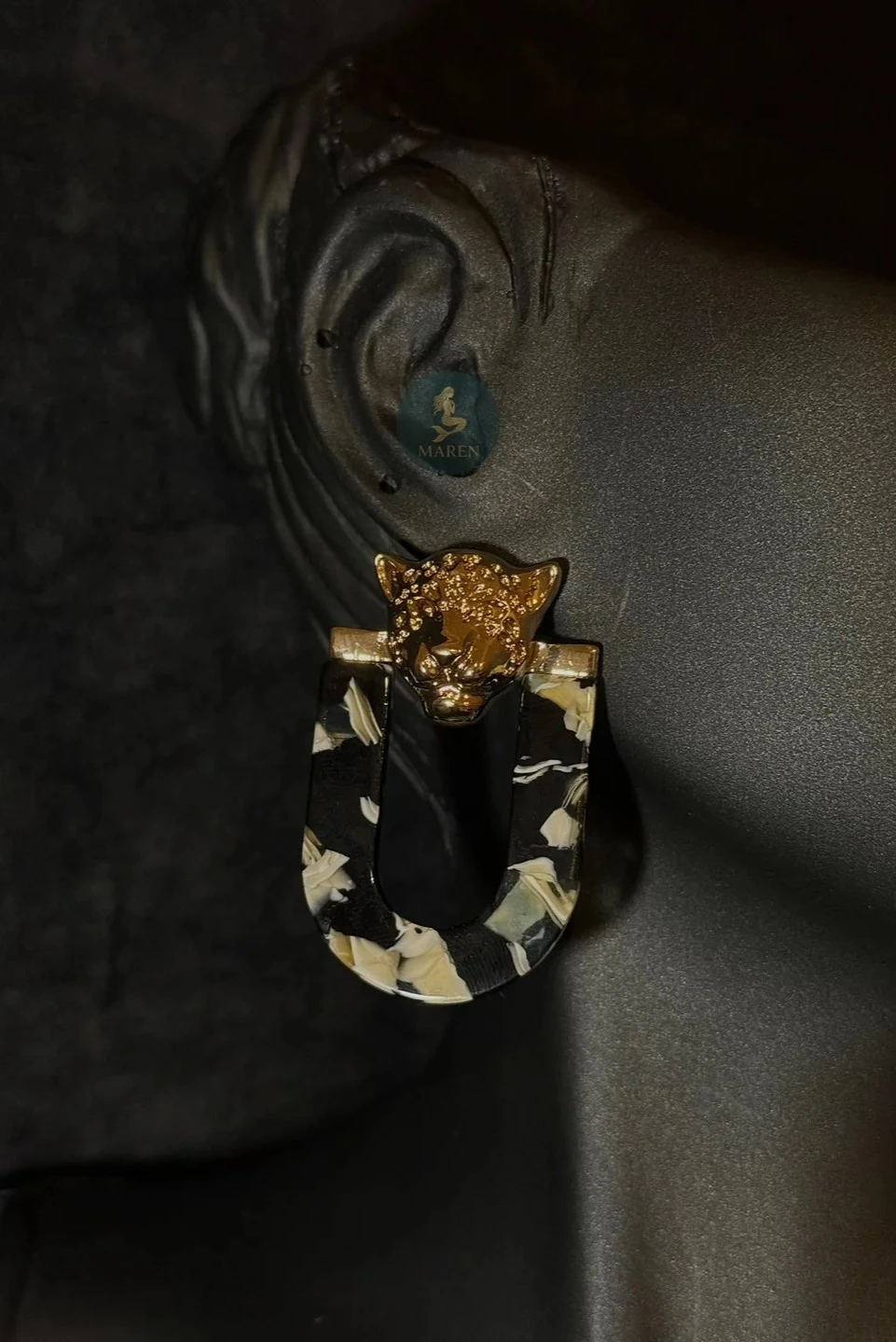 Özel Seri Kaplan Detaylı Tasarım Küpe