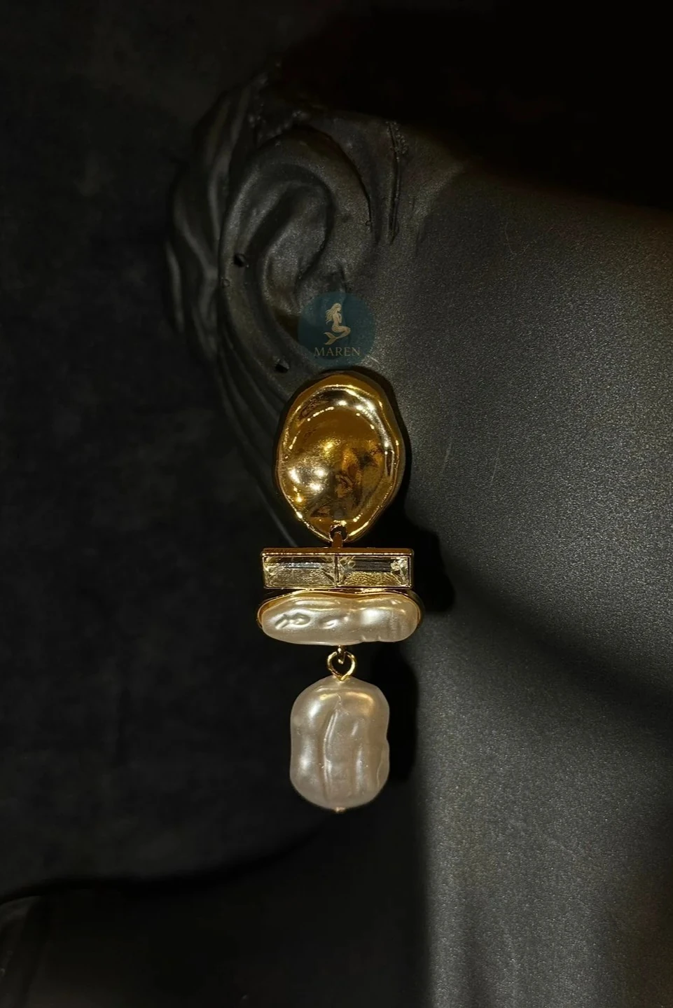 Özel Seri İnci Detaylı Tasarım Küpe