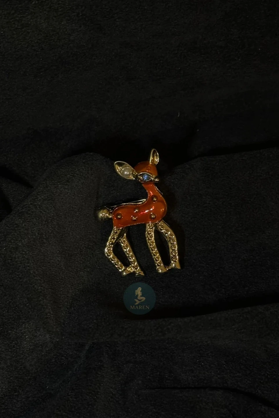 Yılbaşı Temalı Taşlı Metal Yaka İğnesi Rozet Broş