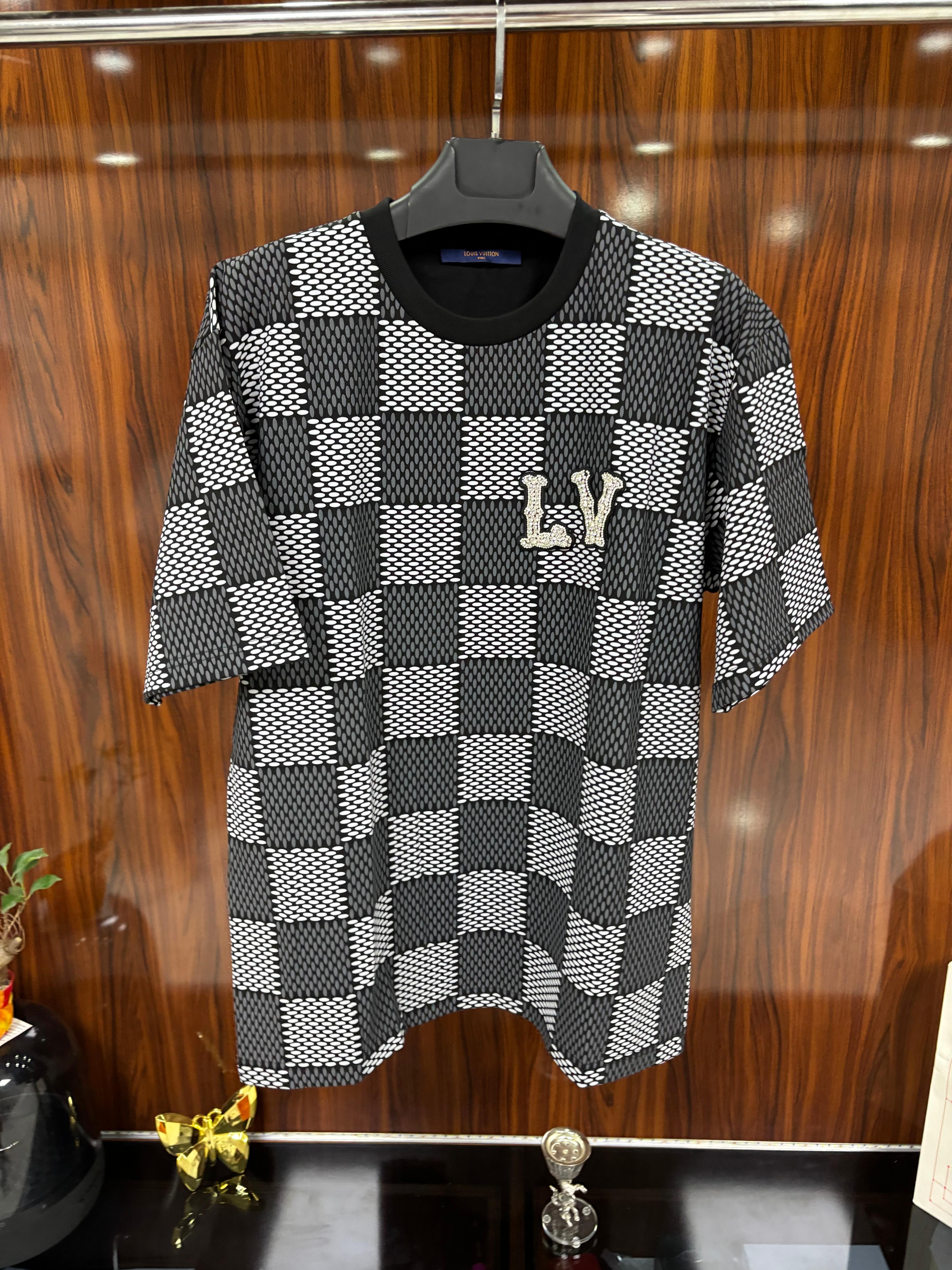 Louis Vuitton Diamond Logo T-Shirt