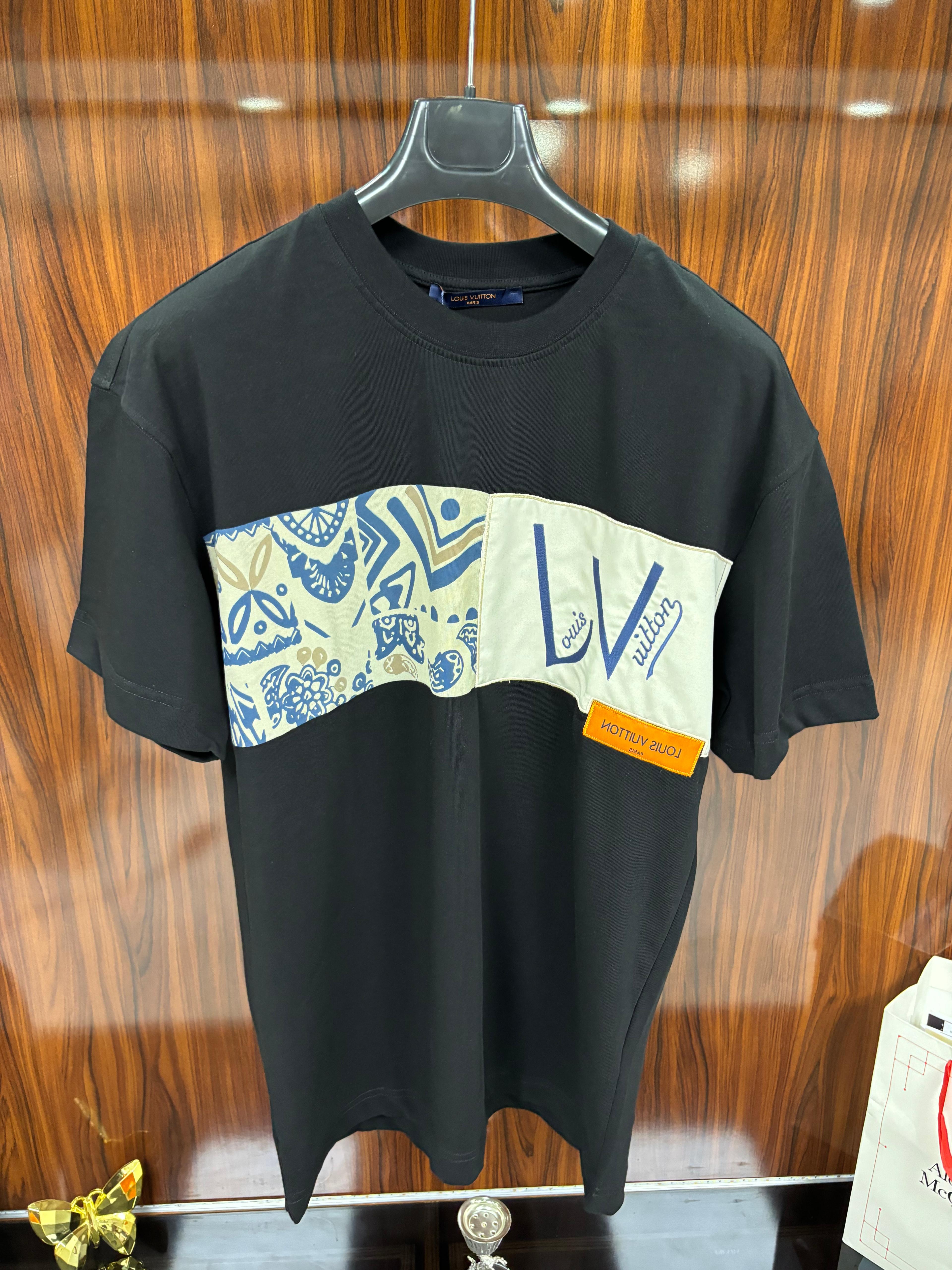 Louis Vuitton 2 Dumble T-Shirt