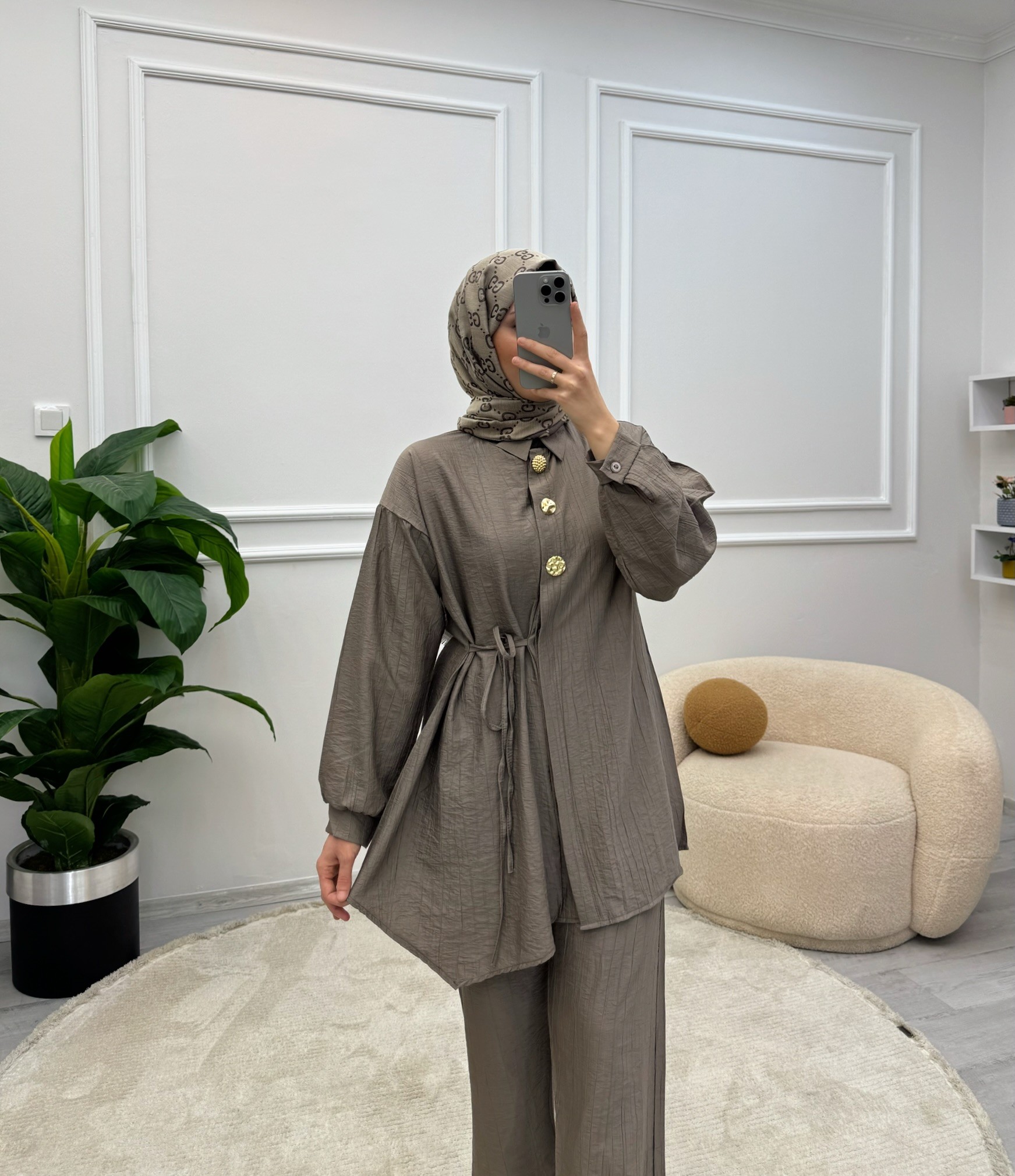 Mery Düğme Detaylı Takım - Toprak