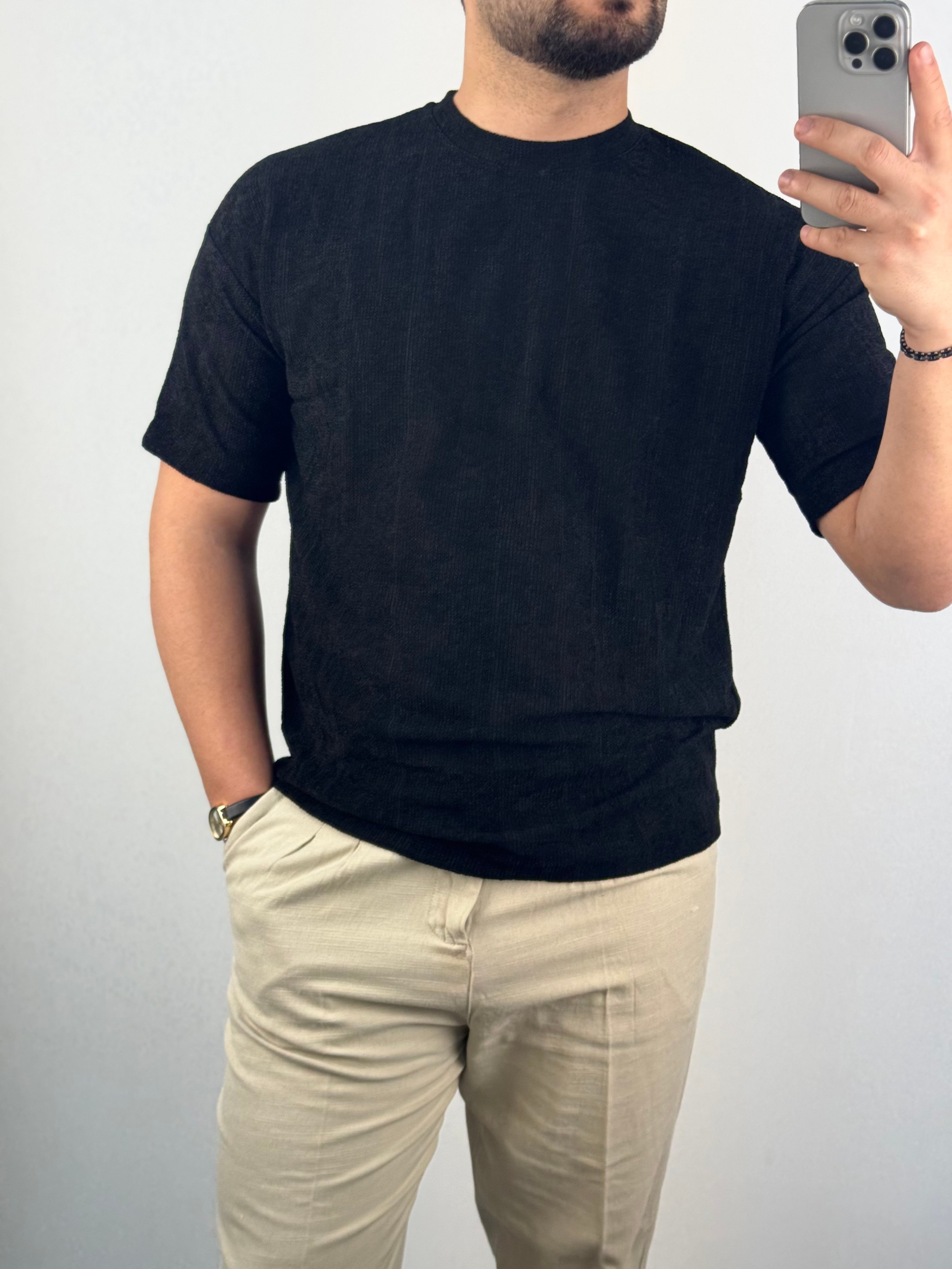 Bisiklet Yaka İnce Dokulu T-Shirt