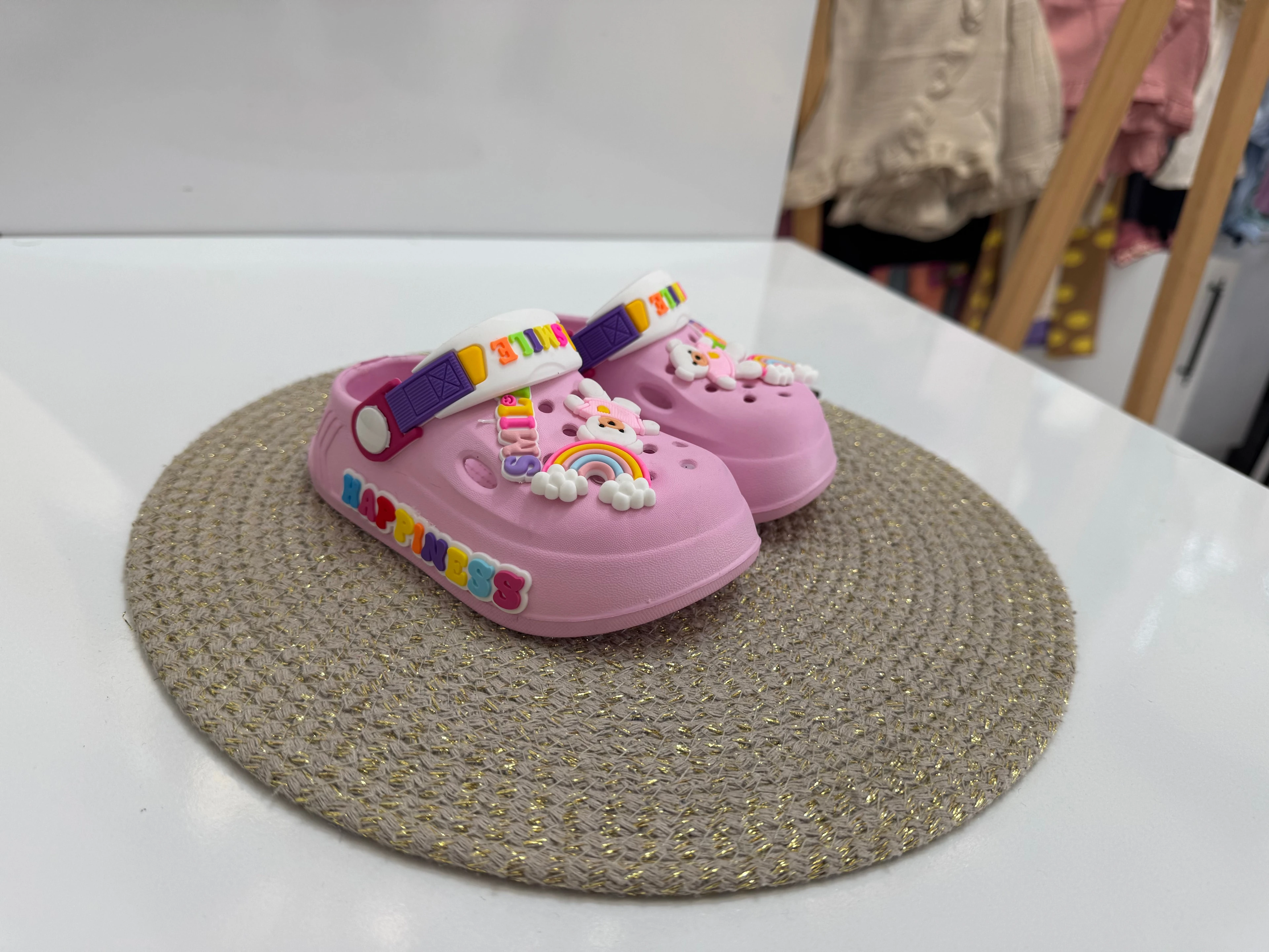 Pembe Terlik Sandalet