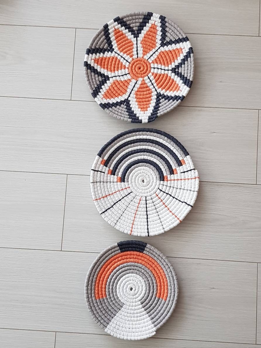 Set of 3 Basket Wall Decor, Boho Wall Decor, Boho Wall Art, Wicker Round Bowl, Wicker Wall Tray, Bohemian Wall Decor, Hanger Wall Plate